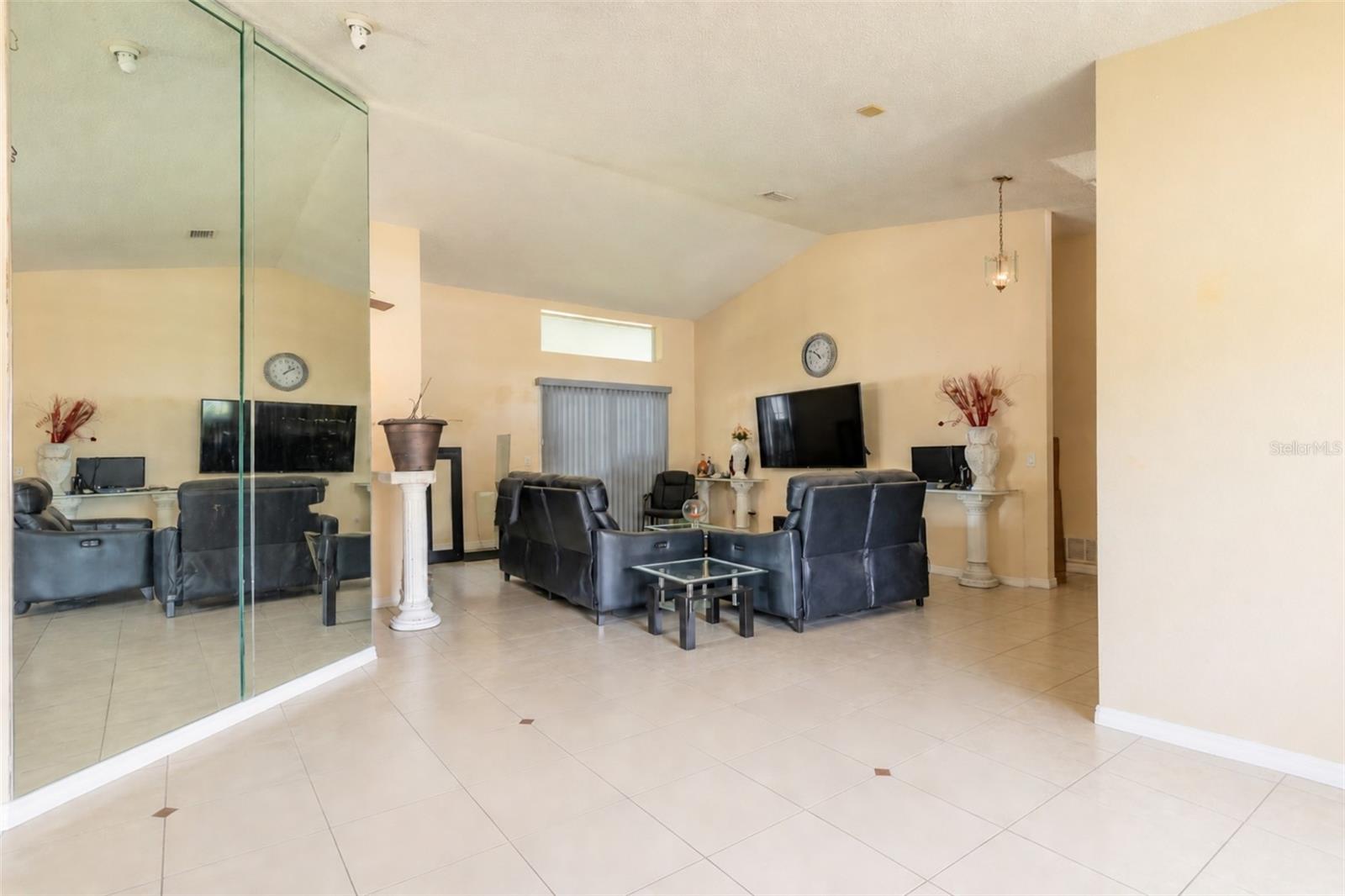 50 Florida Park, Palm Coast, FL 32137