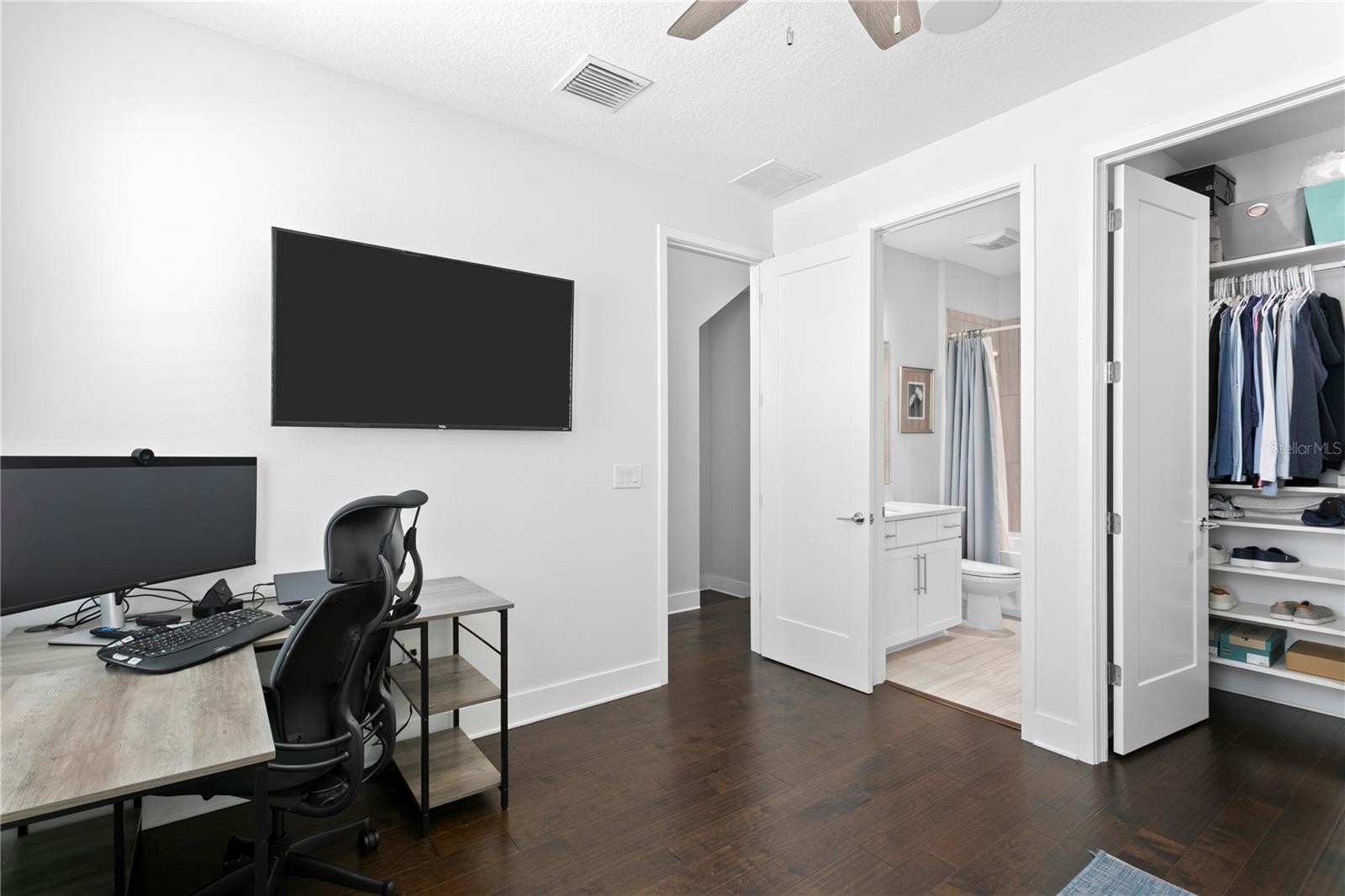 2511 Grady Unit 63, Tampa, FL 33607
