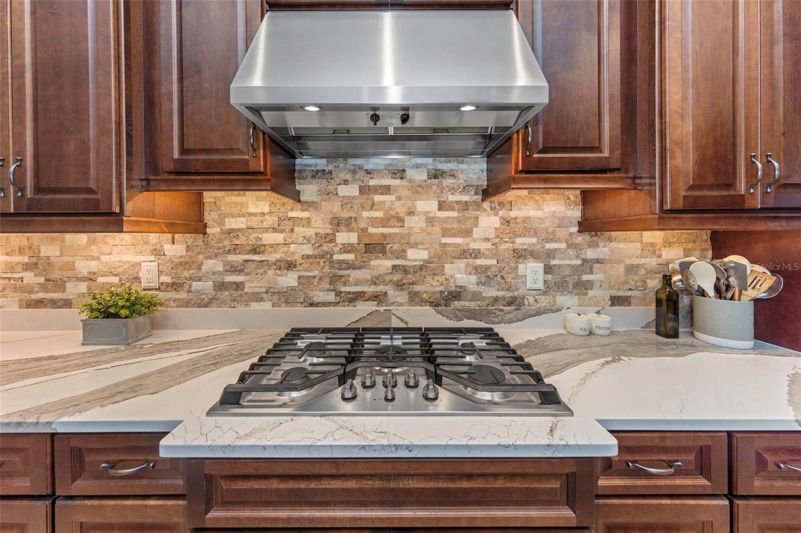 4042 Woodland Retreat, New Port Richey, FL 34655