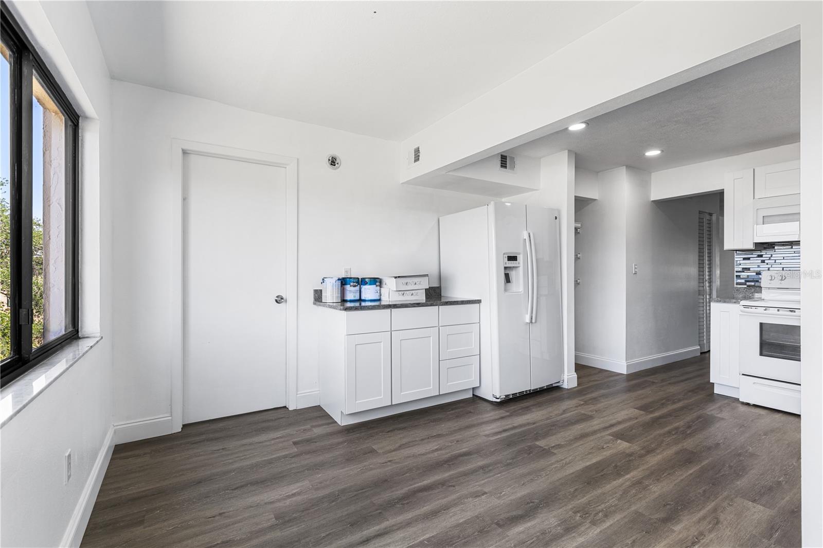 5080 Locust Unit 322, St Petersburg, FL 33703