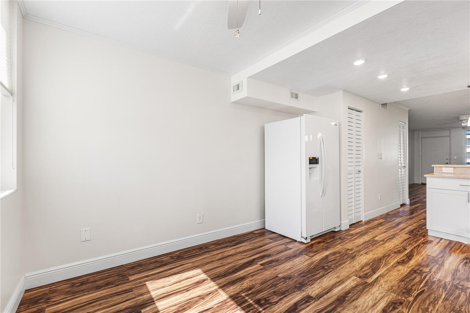 4915 Bay Unit 224, St Petersburg, FL 33703