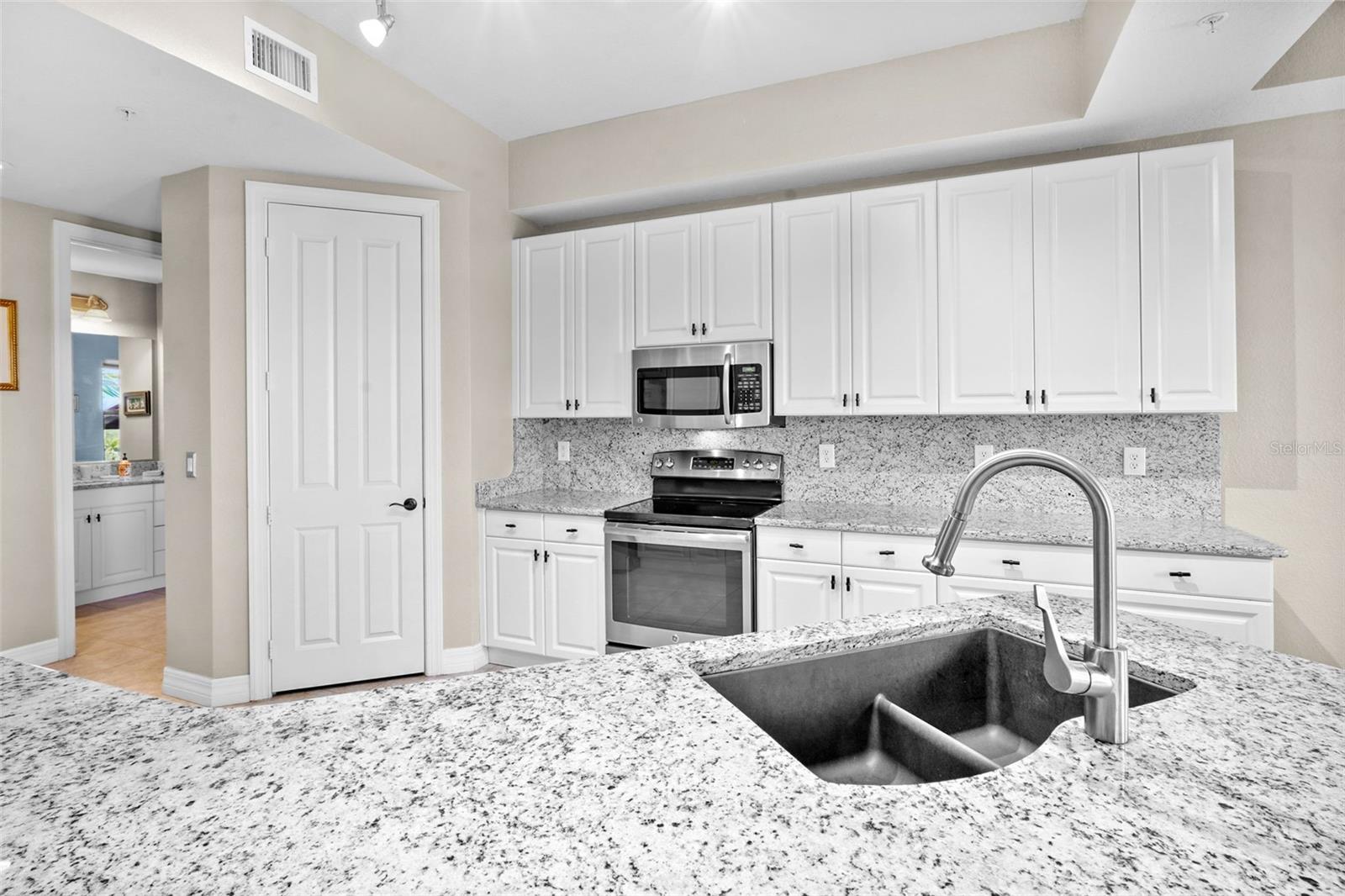98 Vivante Unit 410, Punta Gorda, FL 33950