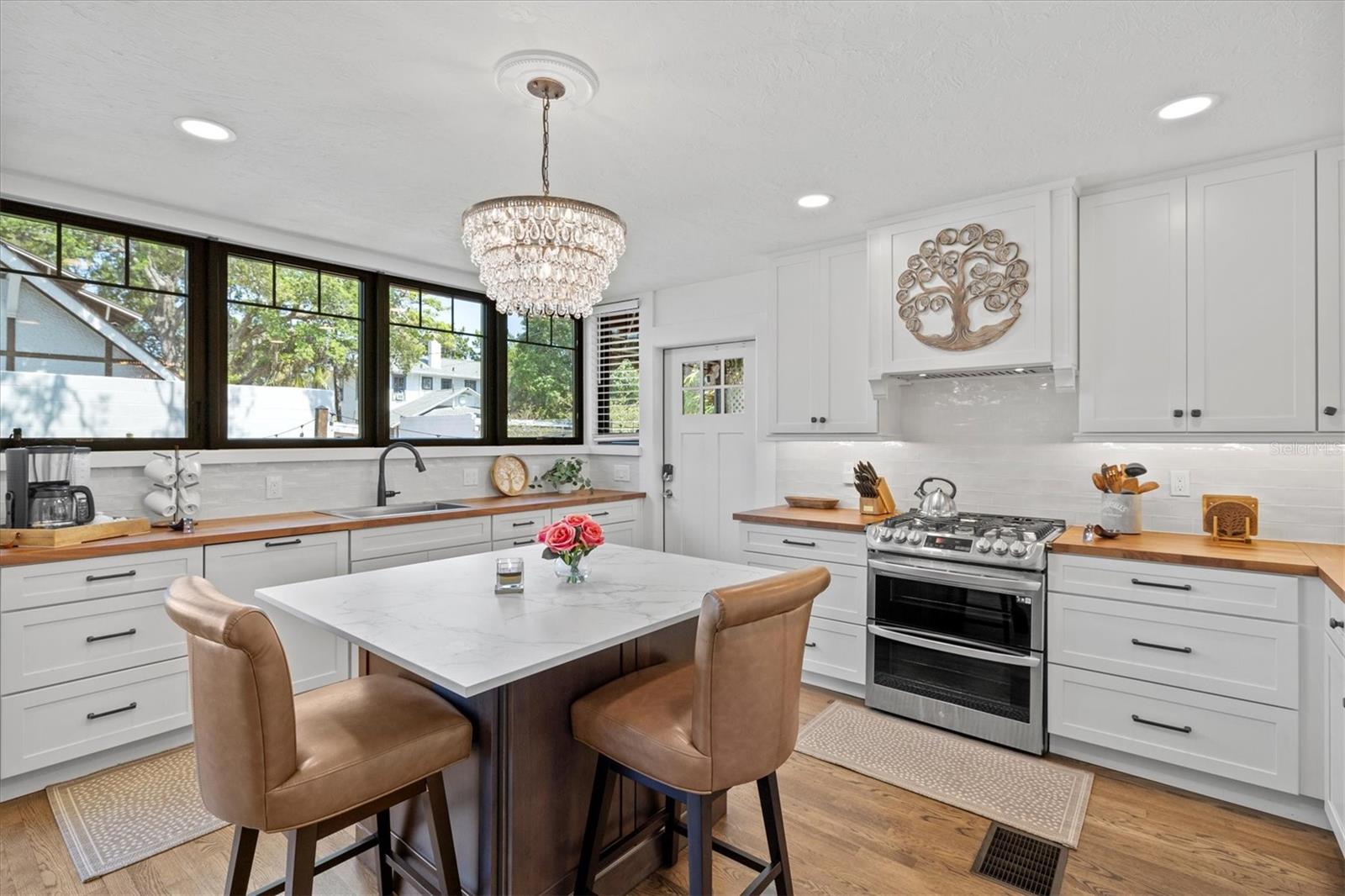 1523 1st, Bradenton, FL 34205