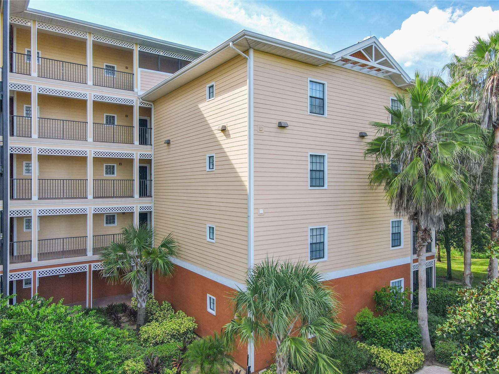 3050 Pirates Retreat Unit 207, Kissimmee, FL 34747