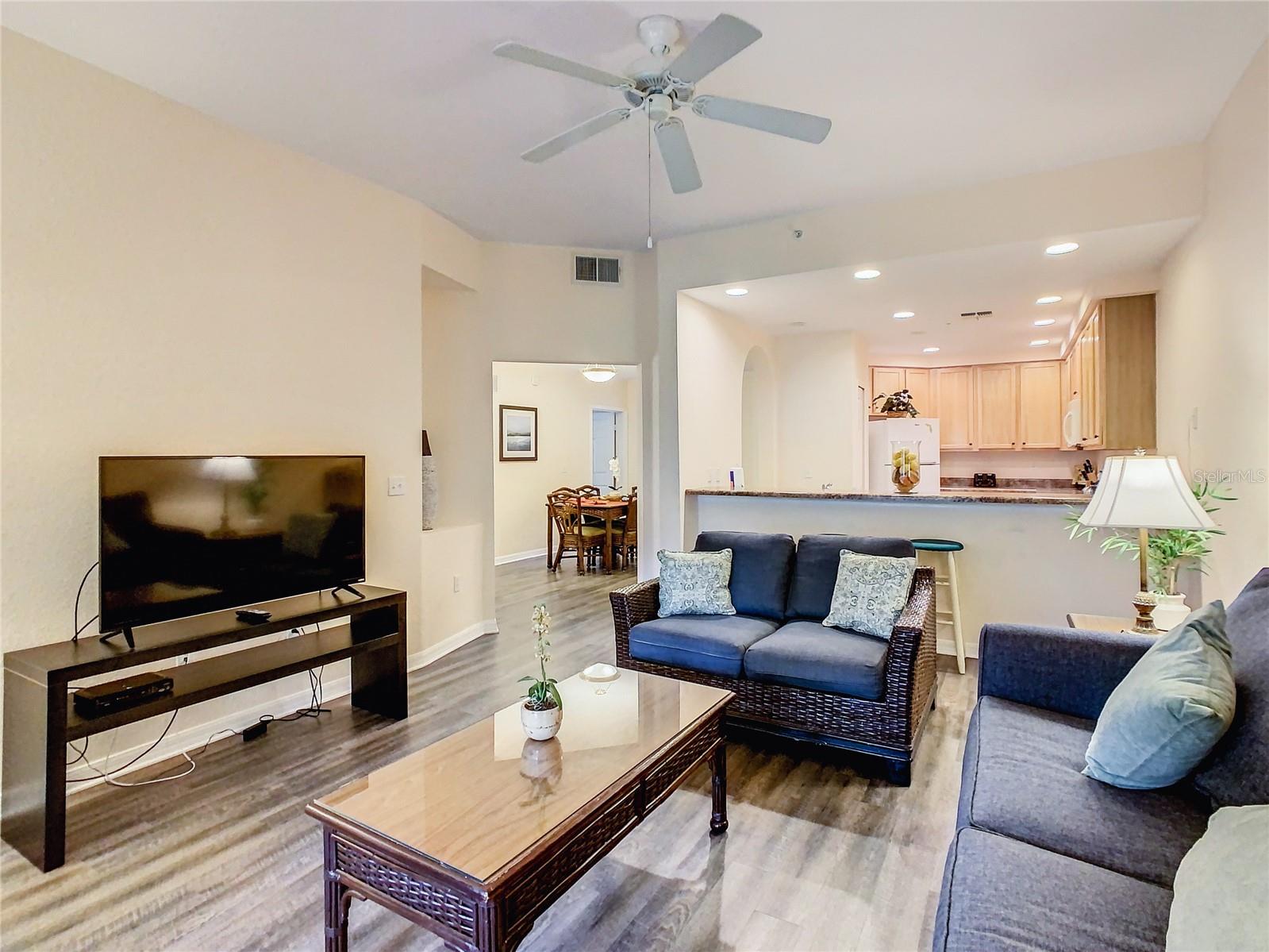 3050 Pirates Retreat Unit 207, Kissimmee, FL 34747