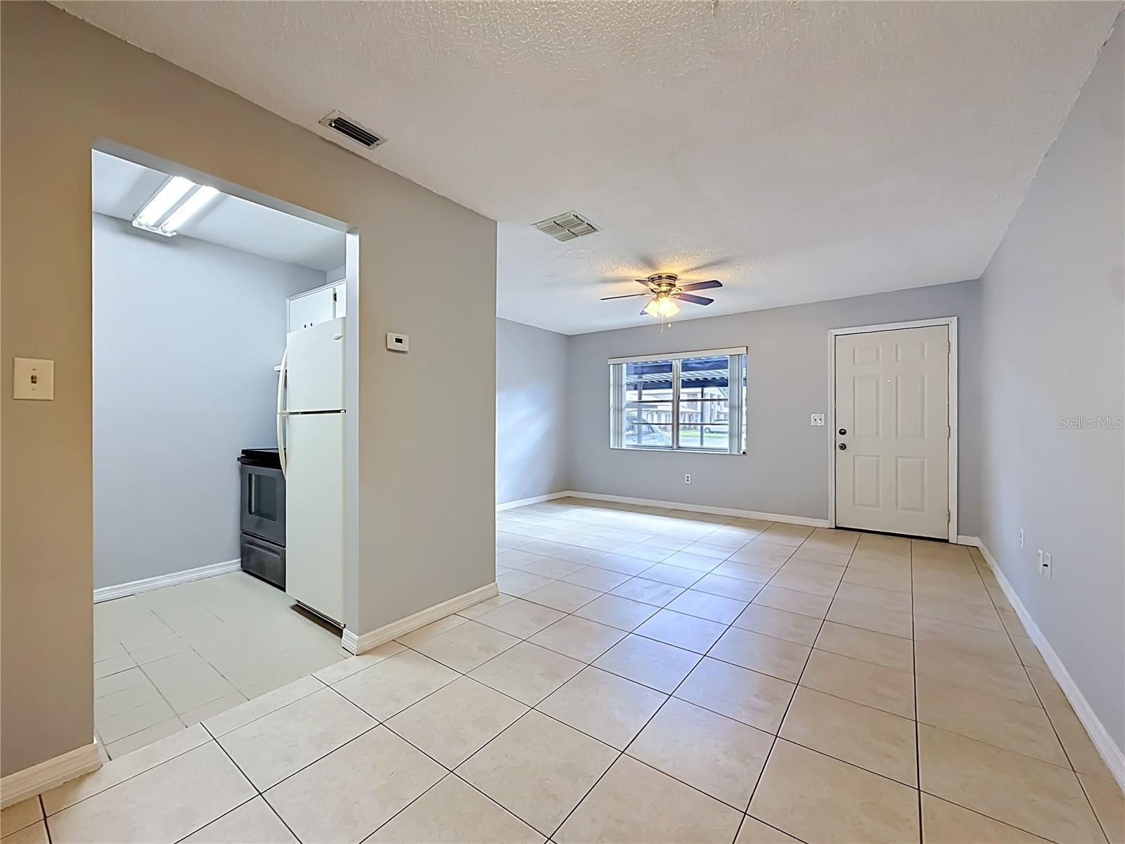 2474 Enterprise Unit 3, Clearwater, FL 33763