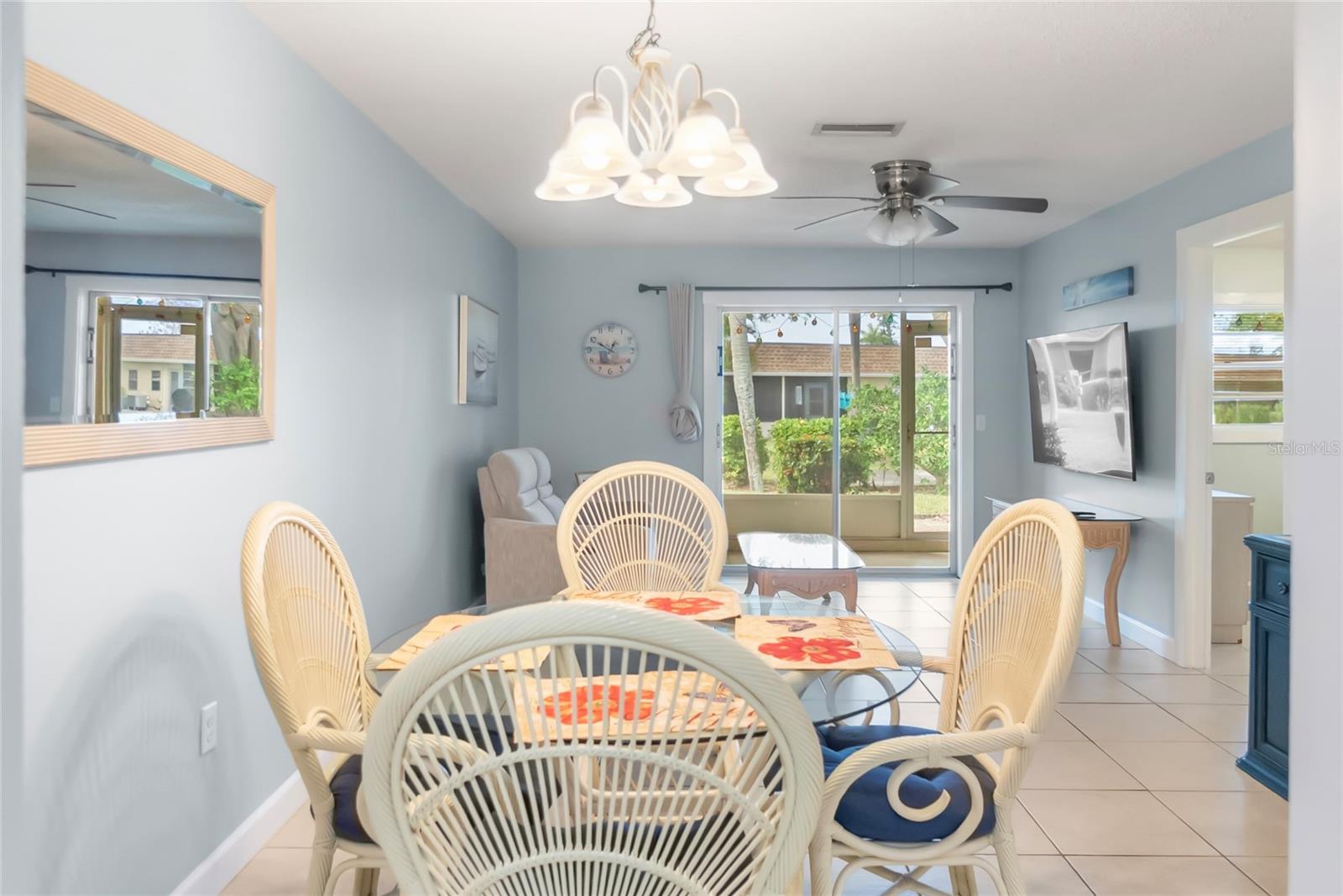 676 Park, Bradenton, FL 34207