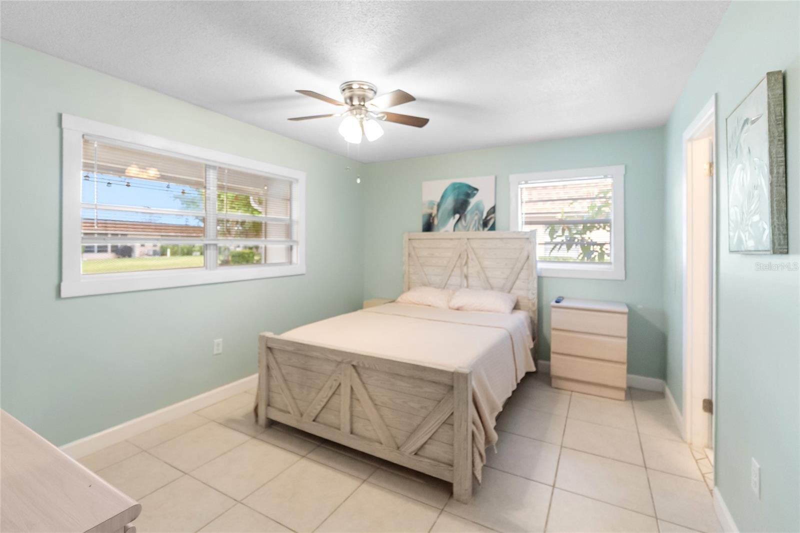 676 Park, Bradenton, FL 34207