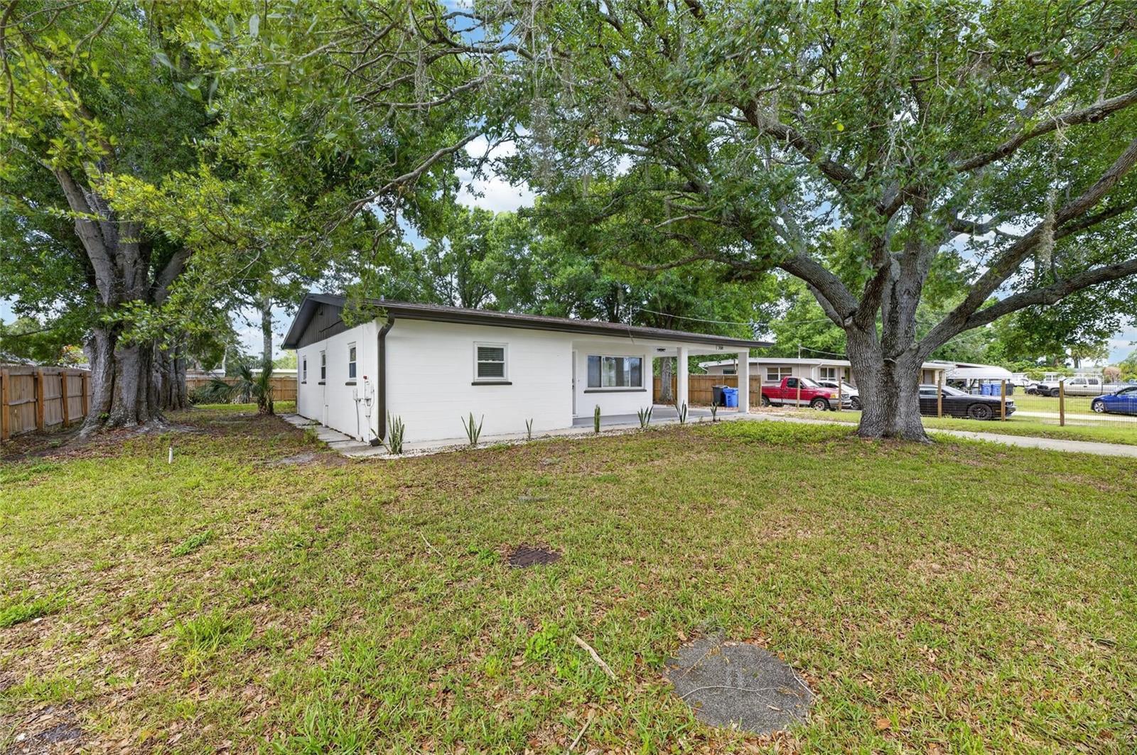 204 7th, Ruskin, FL 33570
