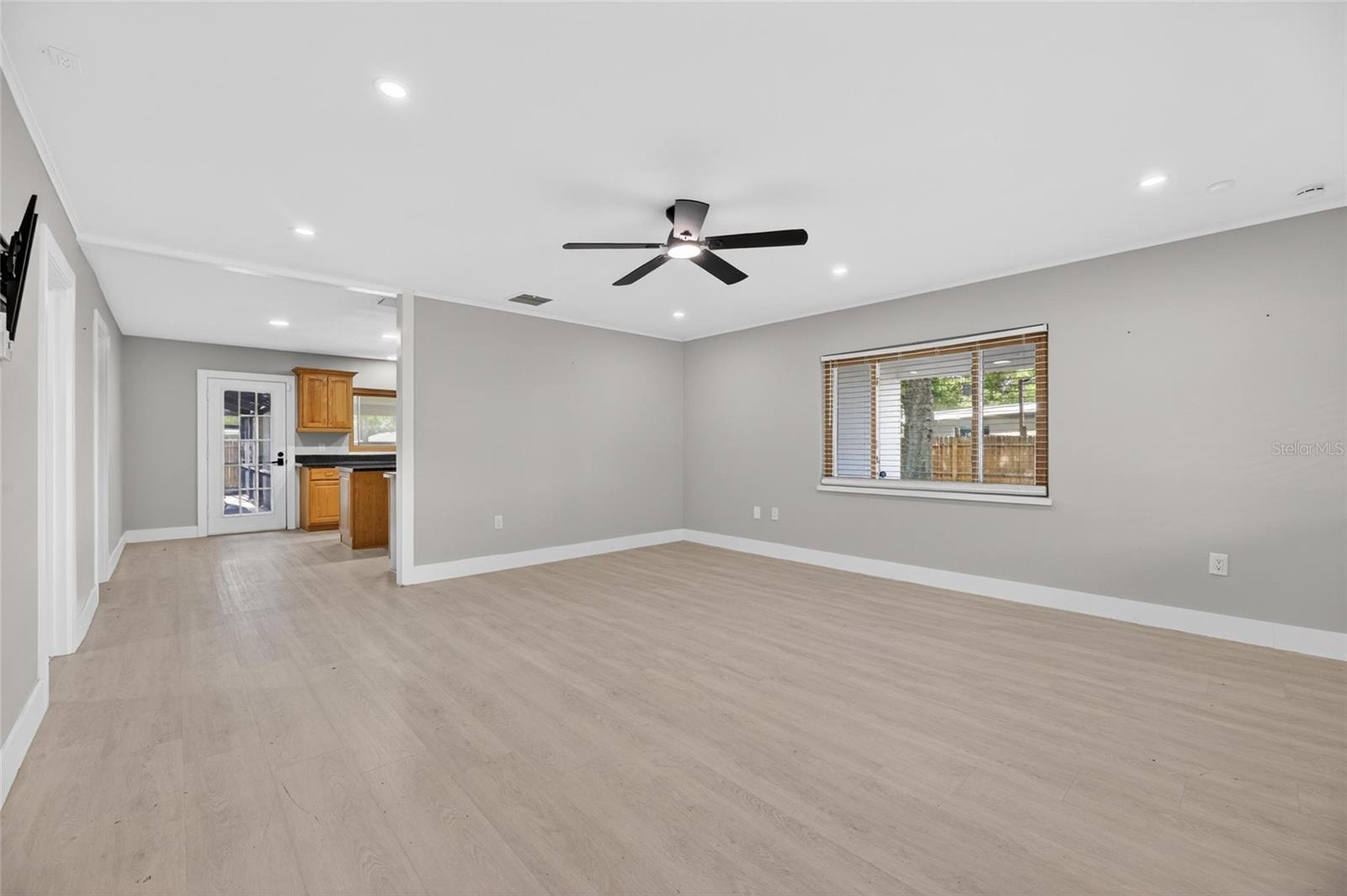 204 7th, Ruskin, FL 33570