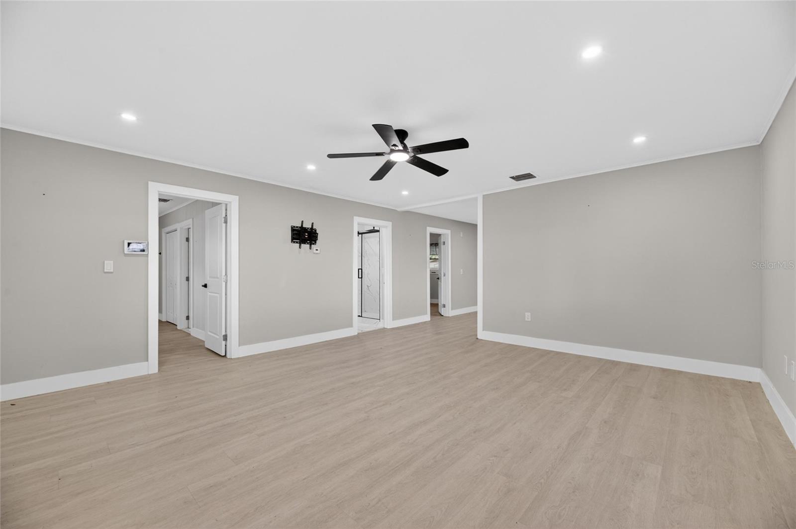 204 7th, Ruskin, FL 33570