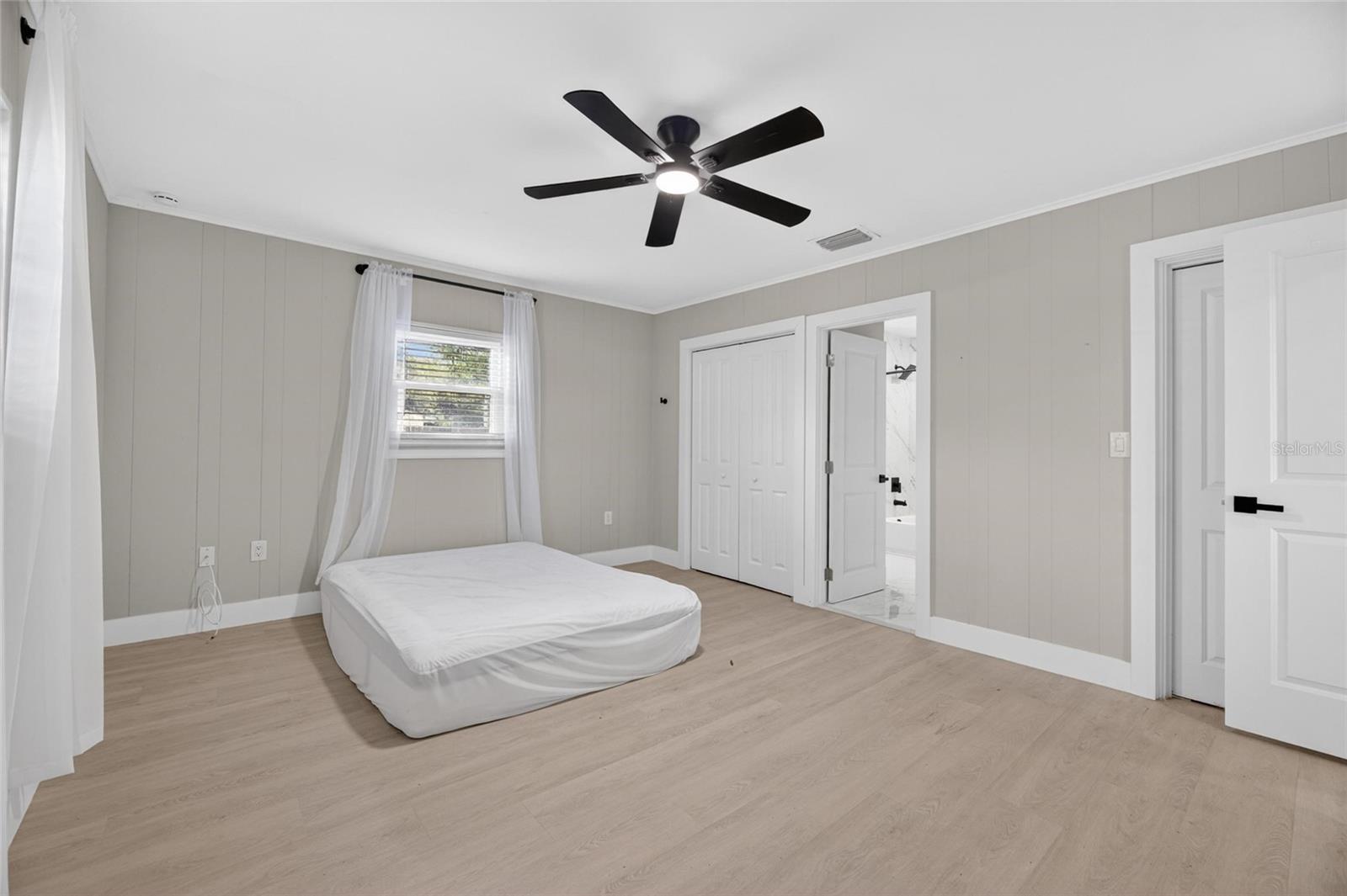 204 7th, Ruskin, FL 33570