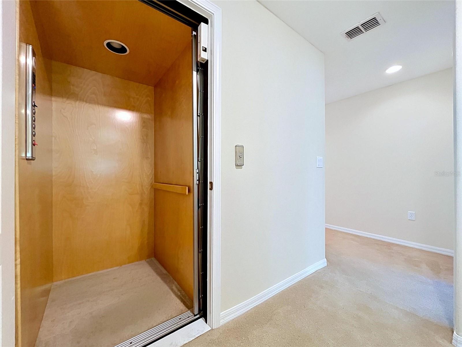 10144 Arbor Run Unit 31, Tampa, FL 33647