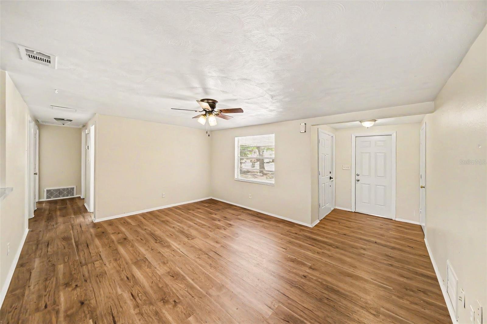 5301 82nd, Pinellas Park, FL 33781