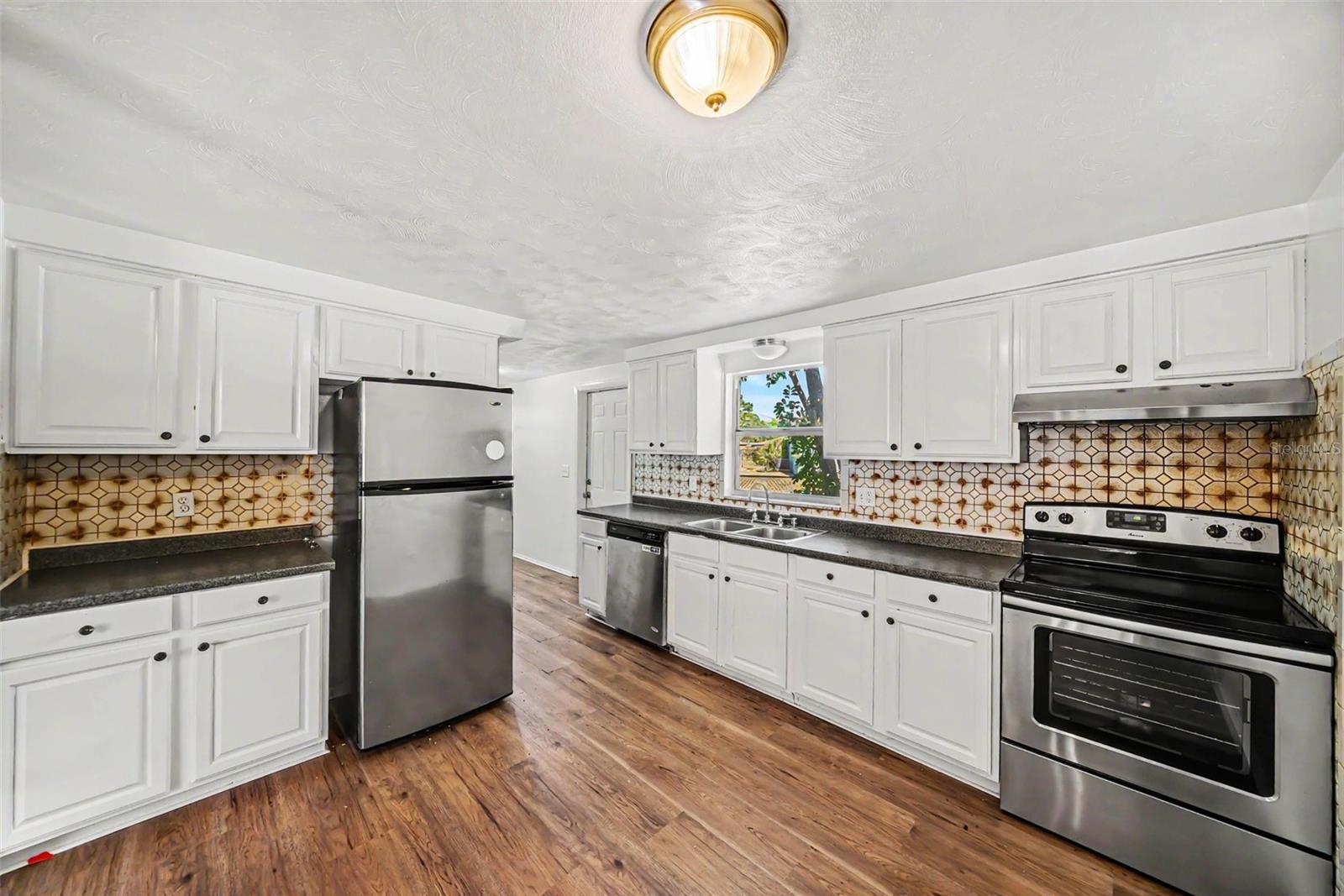 5301 82nd, Pinellas Park, FL 33781