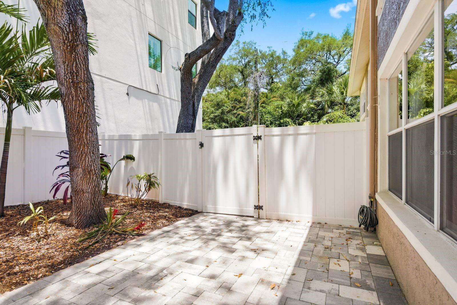 4811 Bayshore Unit 303, Tampa, FL 33611