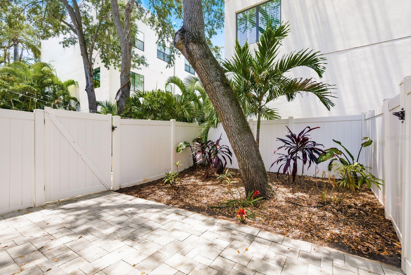 4811 Bayshore Unit 303, Tampa, FL 33611