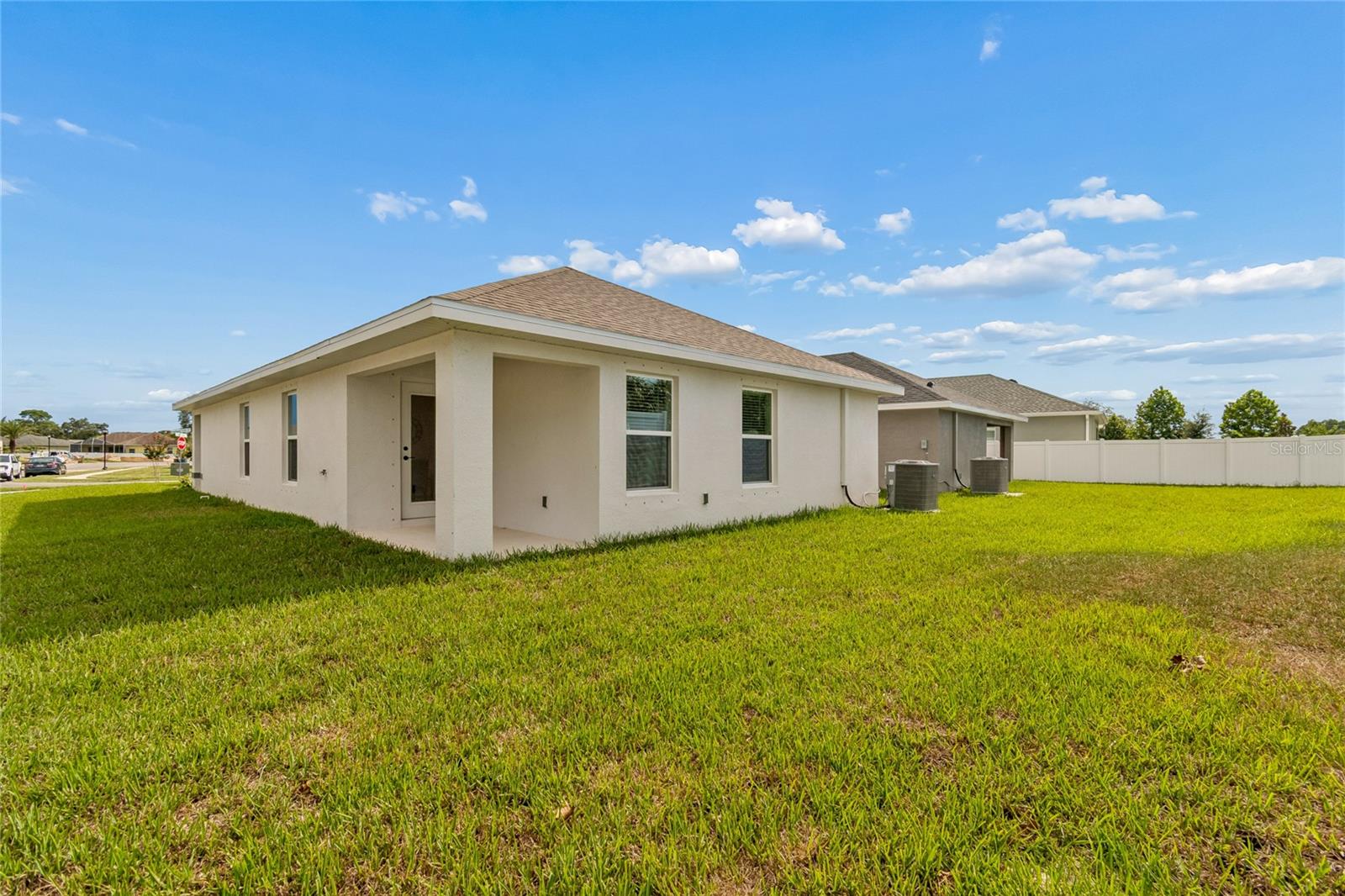 9409 Highland Hills Dr, Hudson, FL 34667