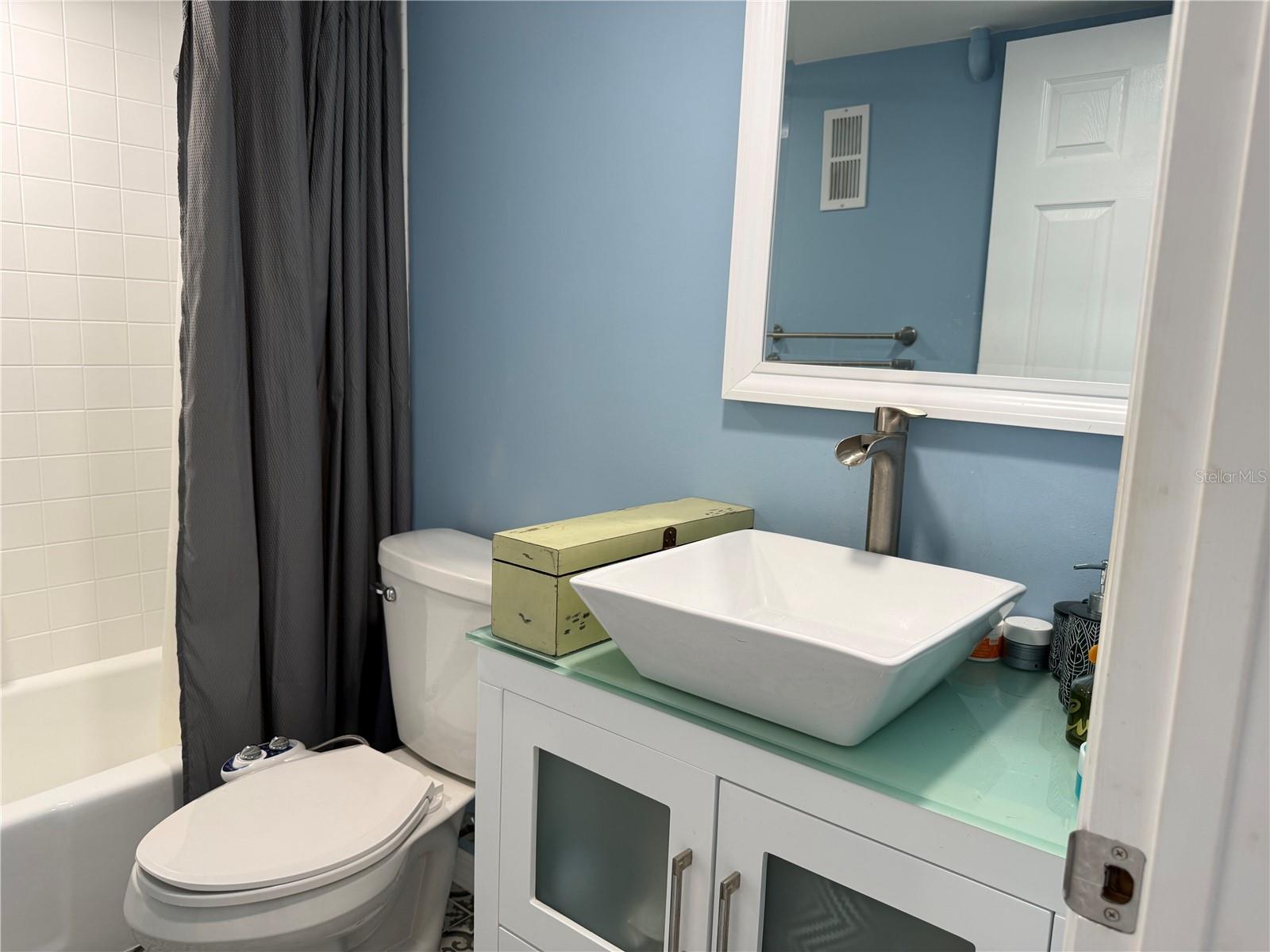 255 Dolphin Unit 305, Clearwater Beach, FL 33767