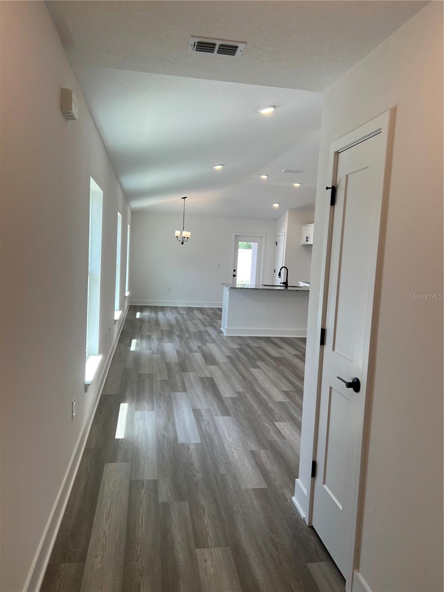 9443 Highland Hills Dr, Hudson, FL 34667