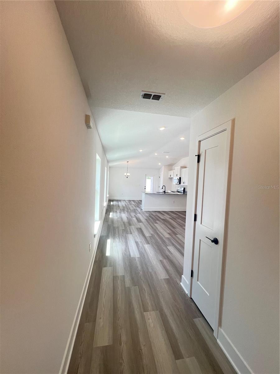 9443 Highland Hills Dr, Hudson, FL 34667