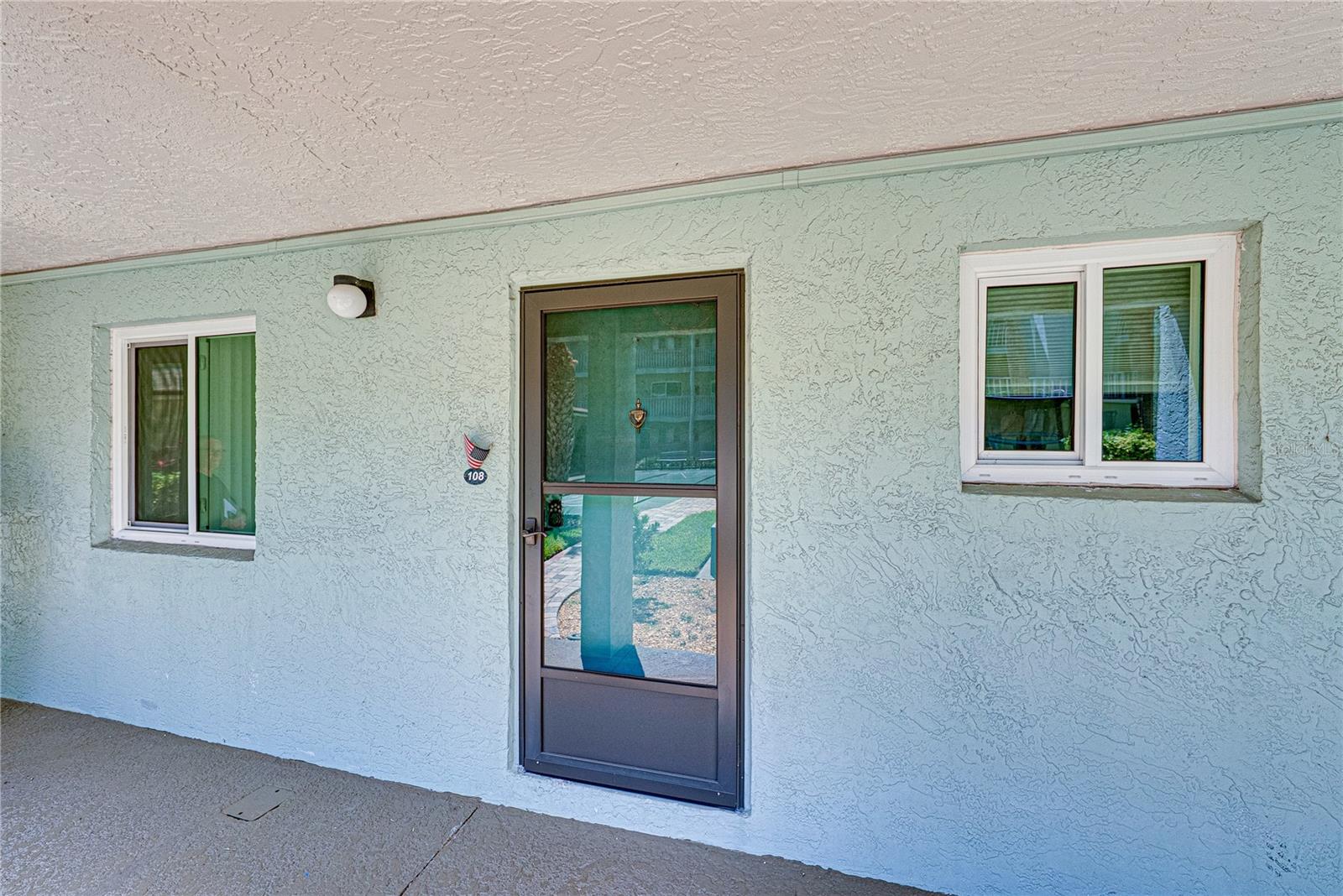 801 83rd Unit 108, St Petersburg, FL 33702