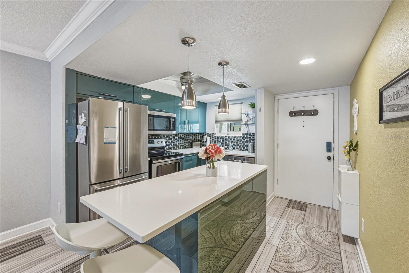 801 83rd Unit 108, St Petersburg, FL 33702