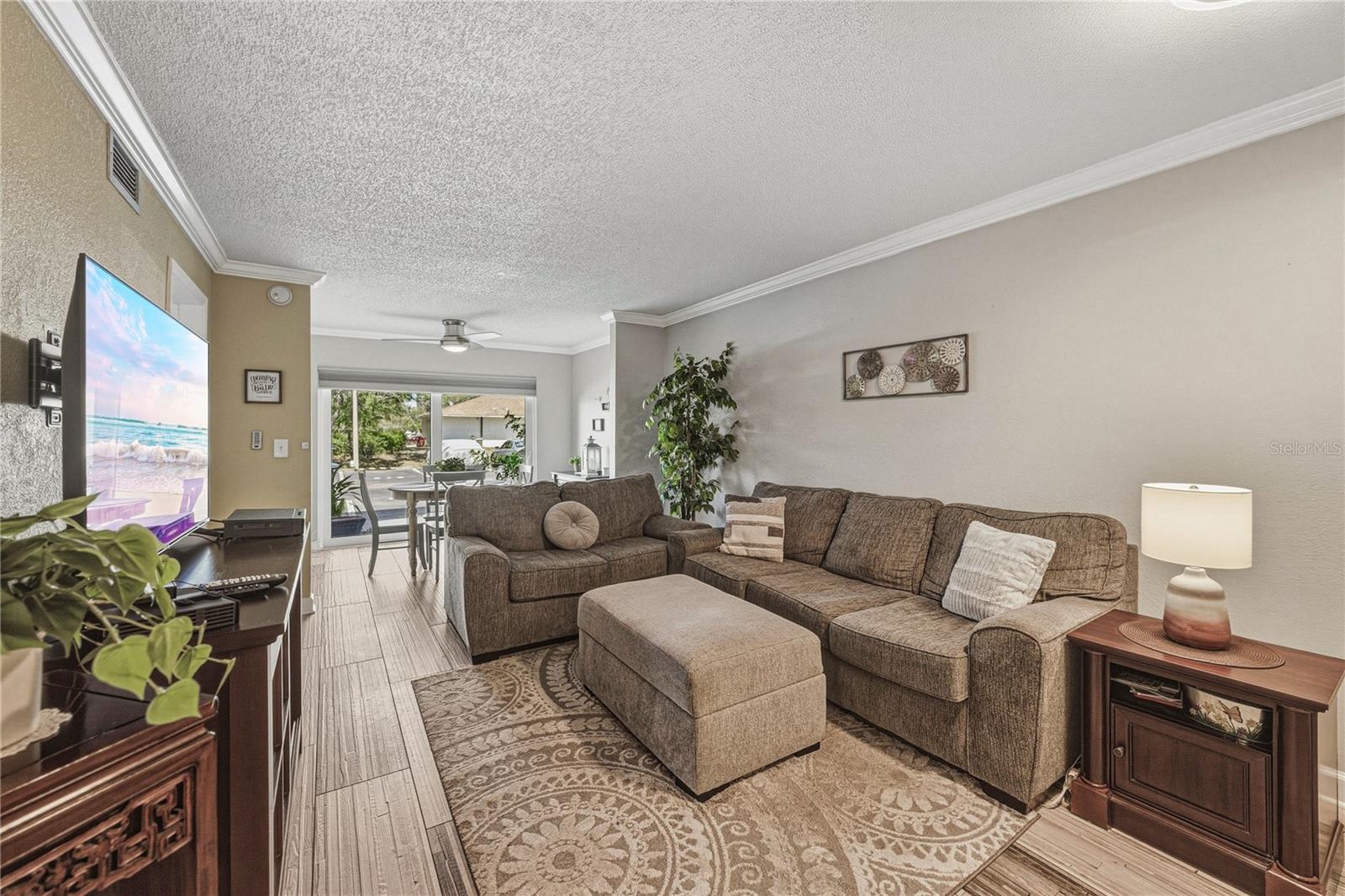 801 83rd Unit 108, St Petersburg, FL 33702