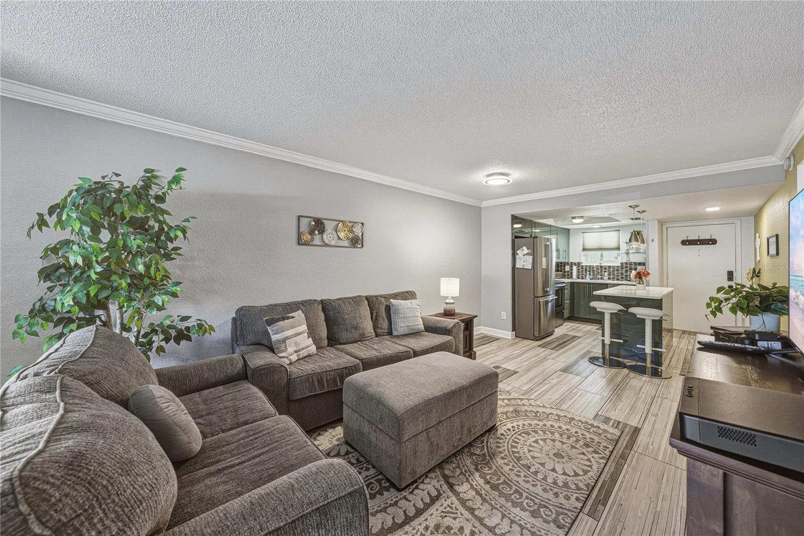 801 83rd Unit 108, St Petersburg, FL 33702