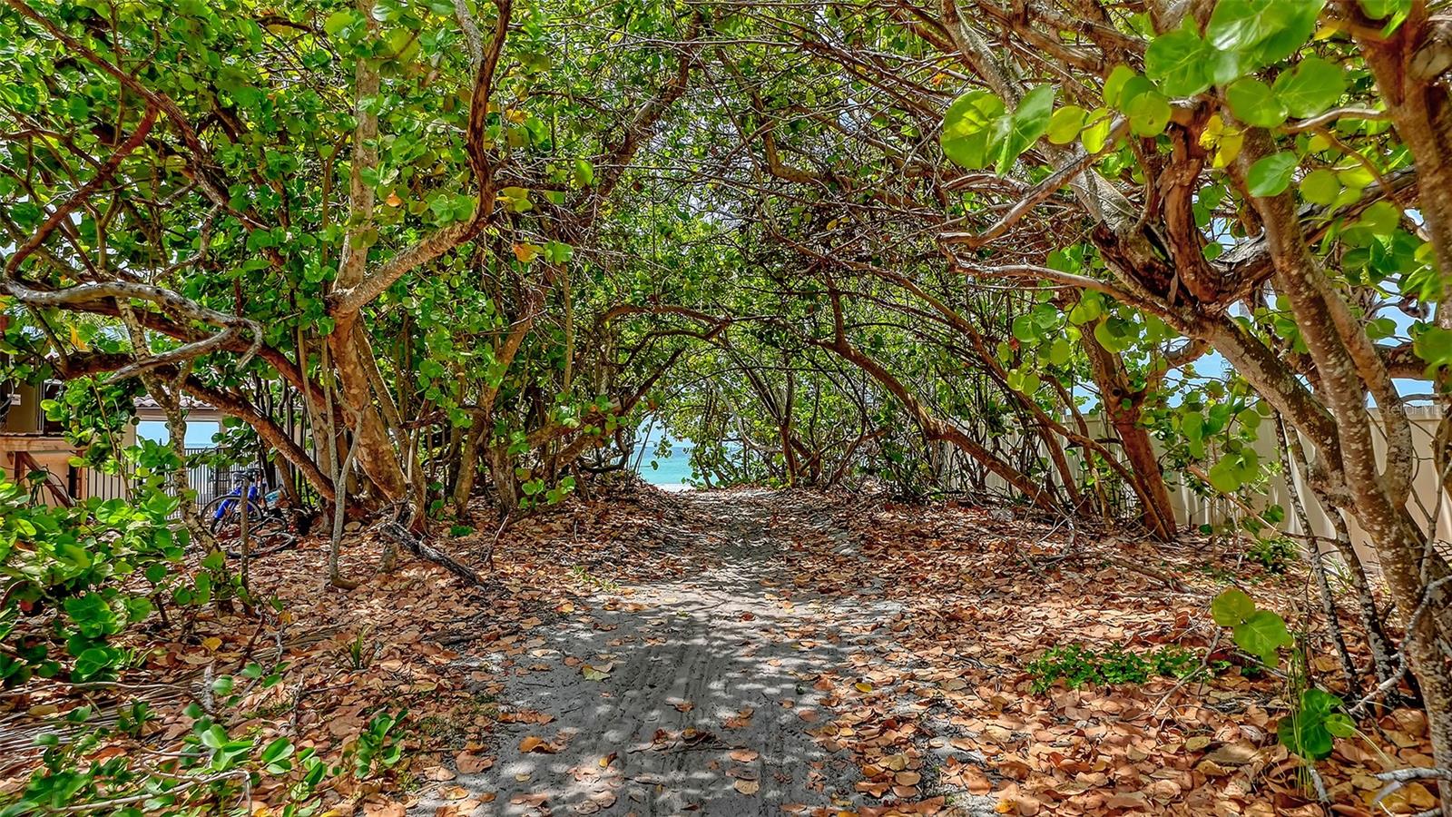 3040 Gulf of Mexico Unit 3, Longboat Key, FL 34228