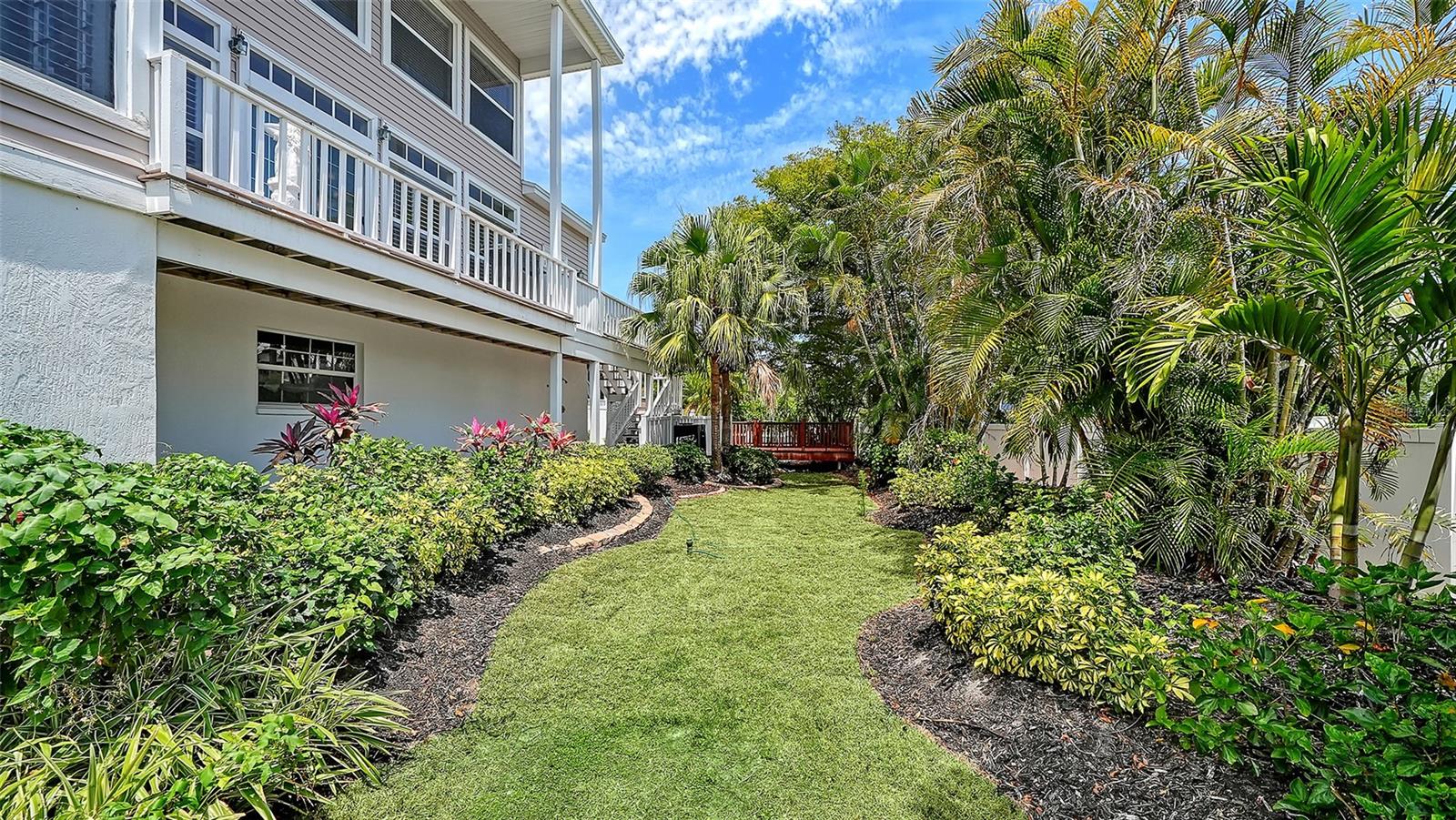 3040 Gulf of Mexico Unit 3, Longboat Key, FL 34228
