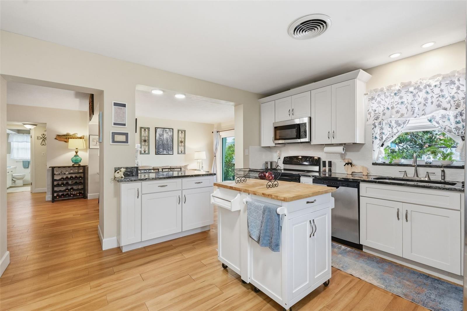 179 Canal, Palm Harbor, FL 34684