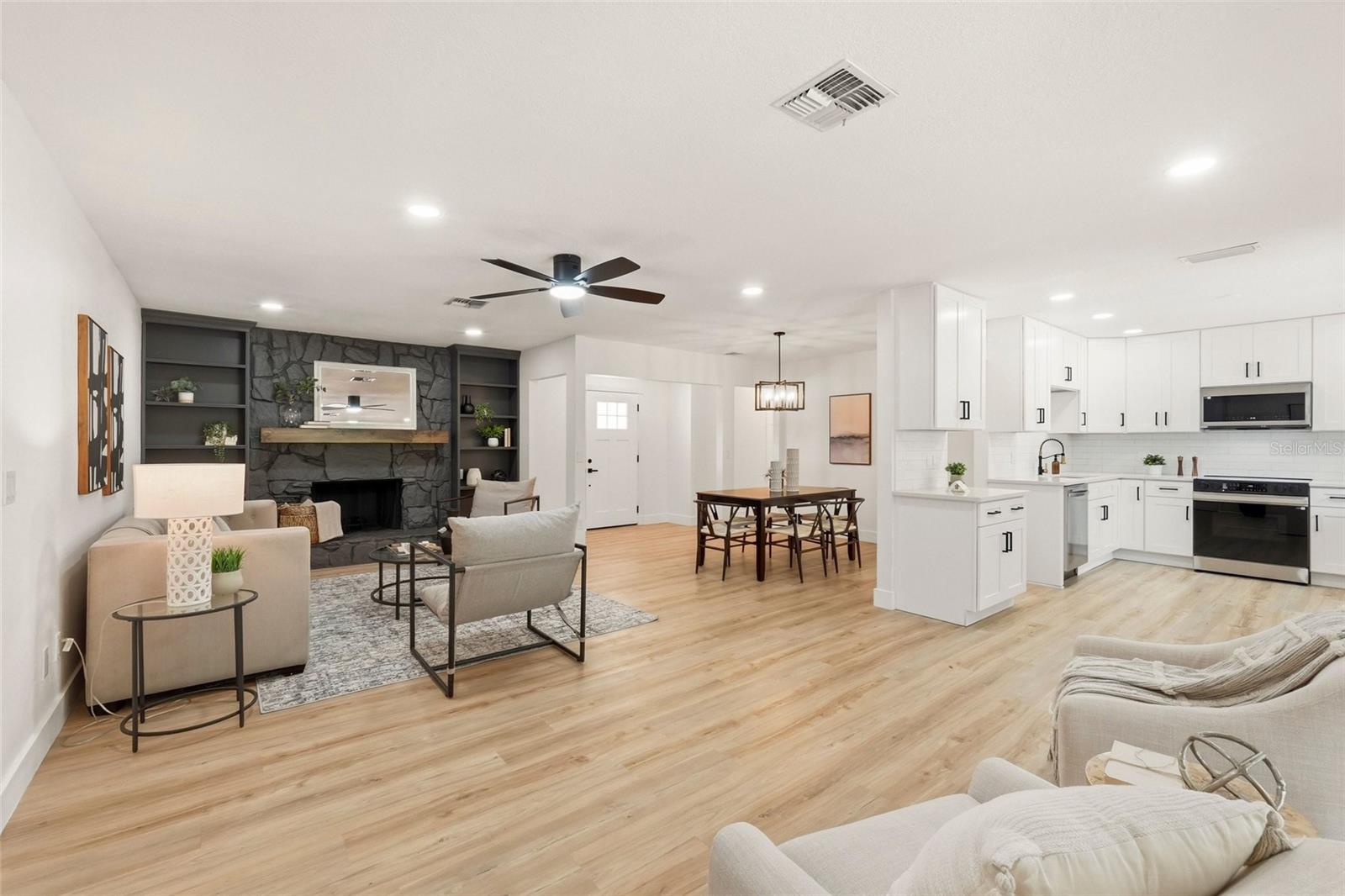 17002 Paula, Lutz, FL 33558