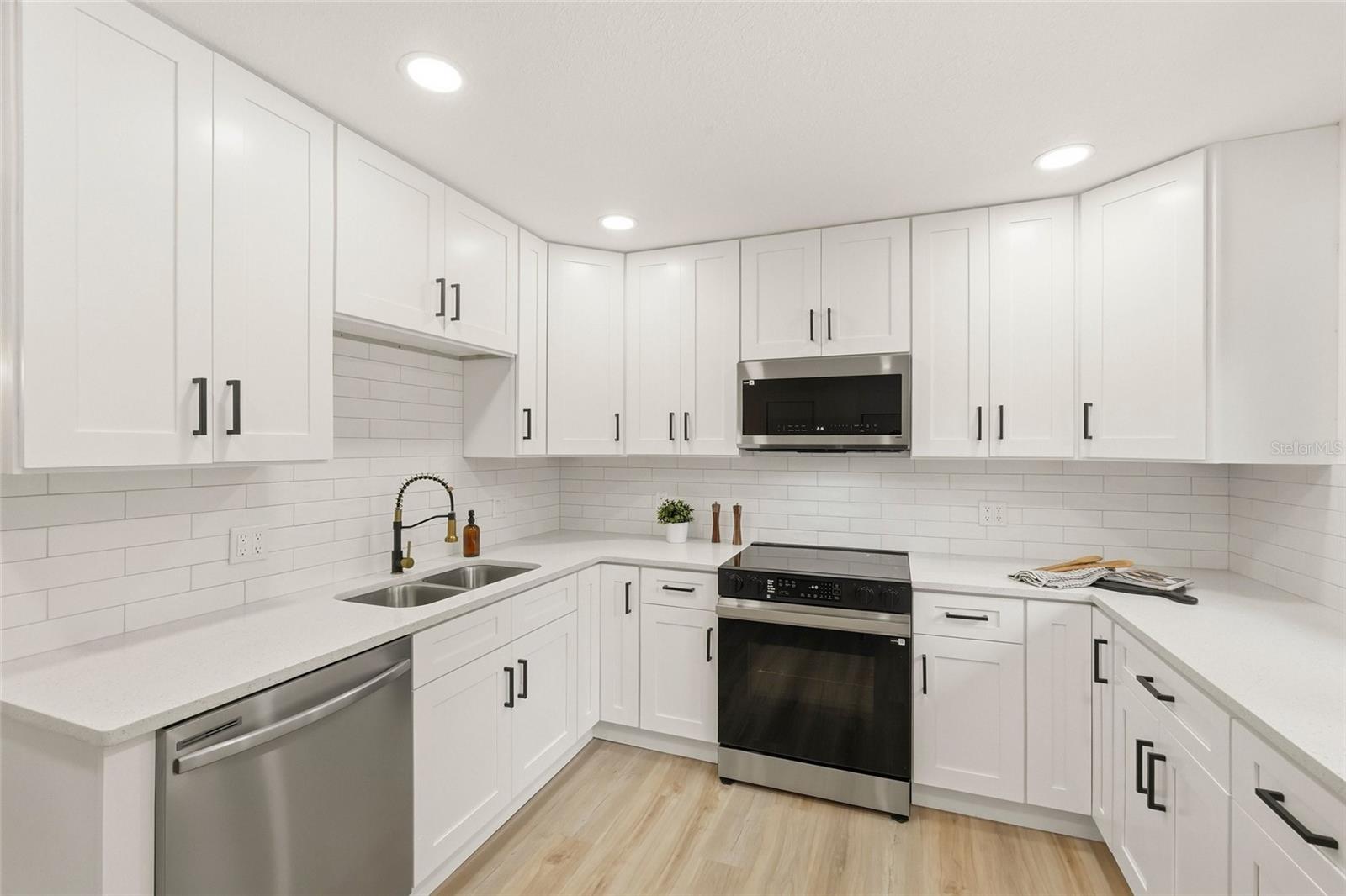 17002 Paula, Lutz, FL 33558