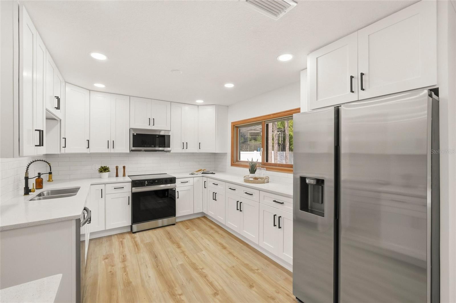 17002 Paula, Lutz, FL 33558