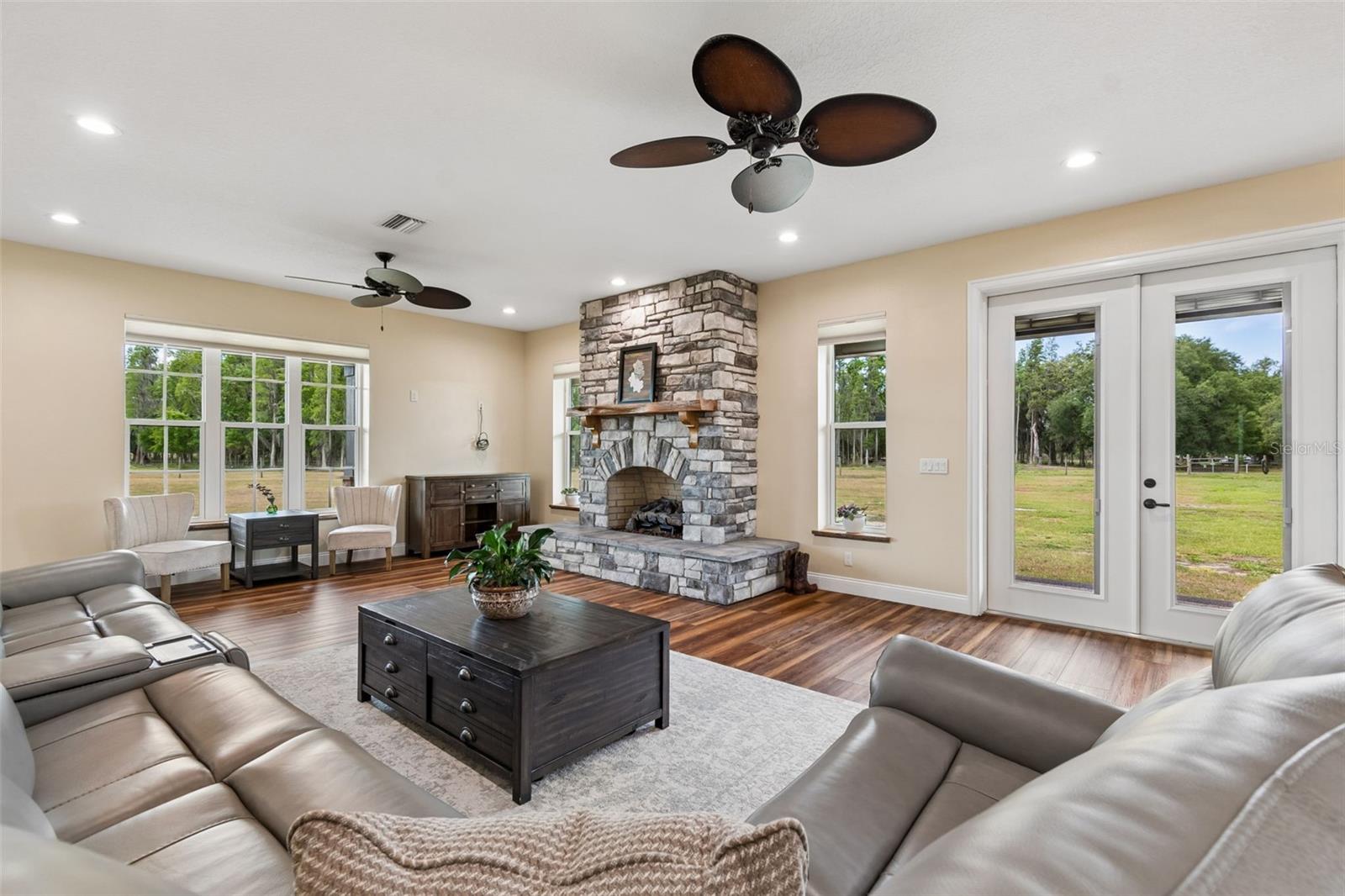 41451 Nipper, Zephyrhills, FL 33540