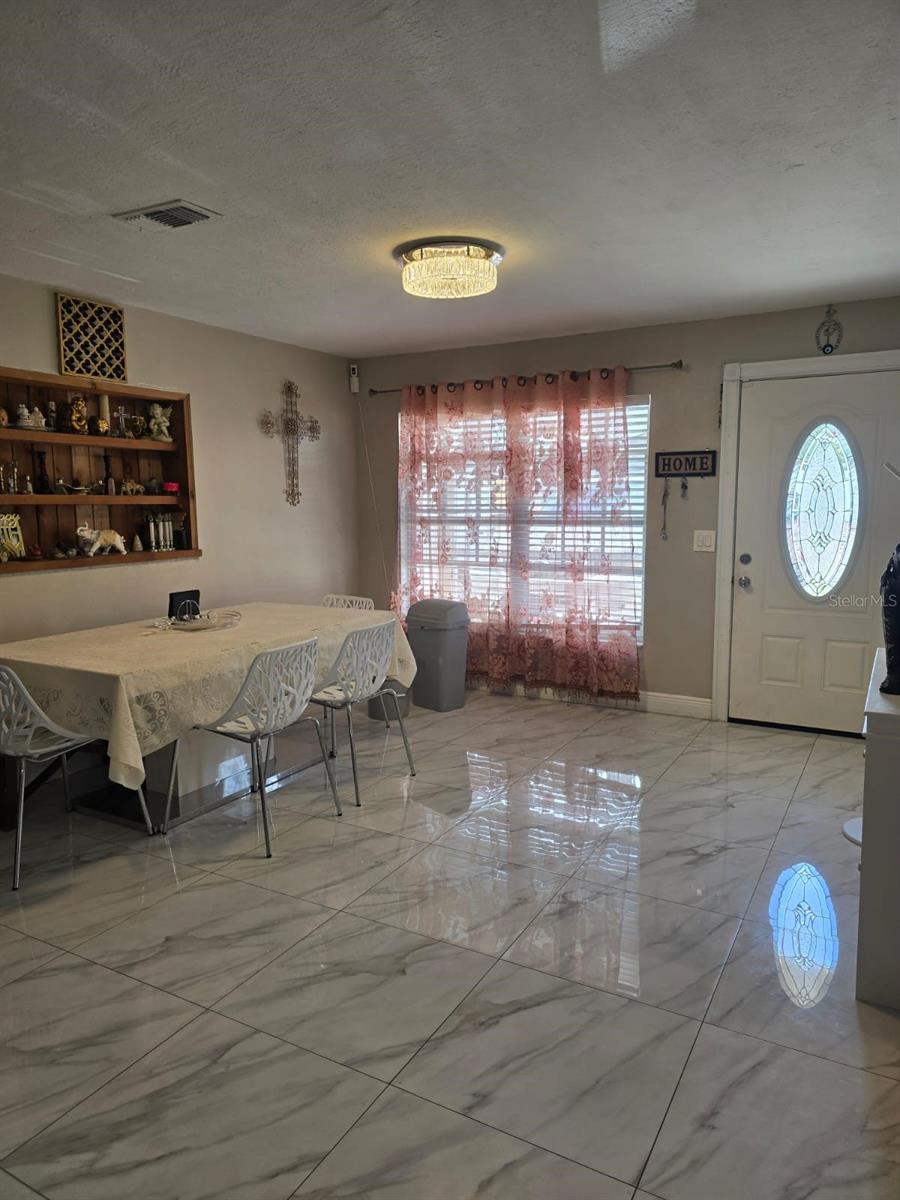 10325 Loubet, Orlando, FL 32817