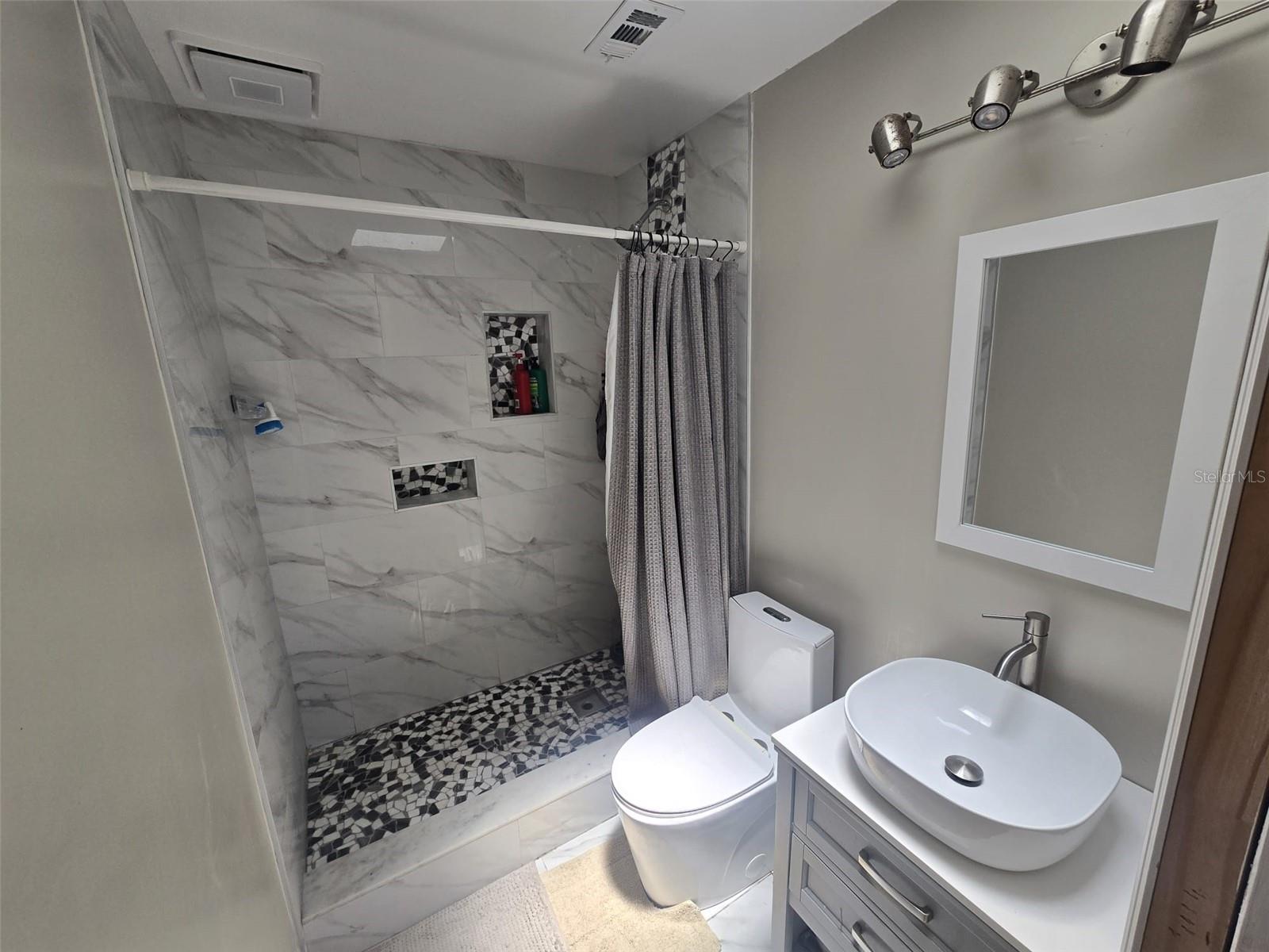 10325 Loubet, Orlando, FL 32817