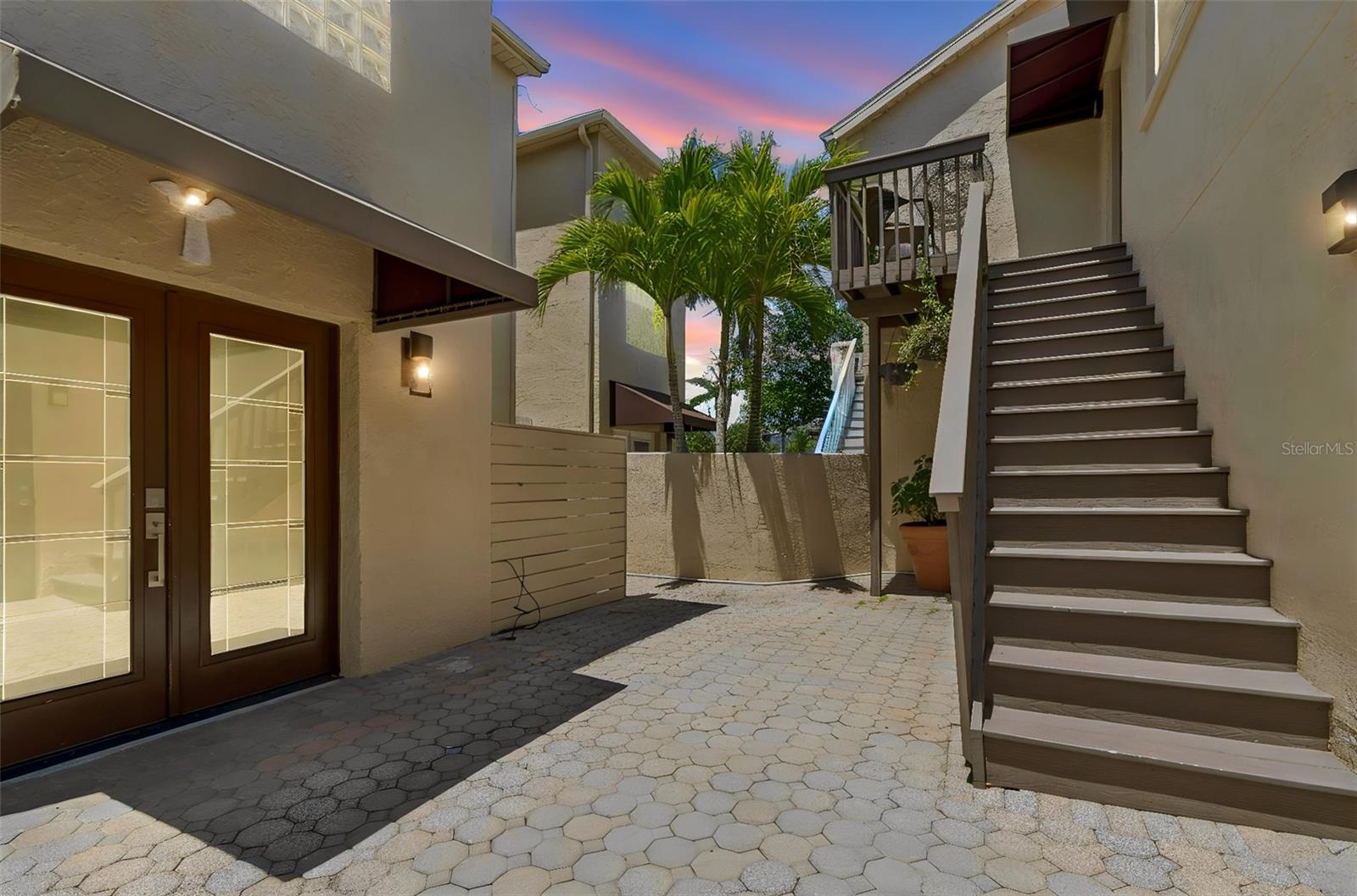 487 Pinellas Bayway Unit 207, St Petersburg, FL 33715