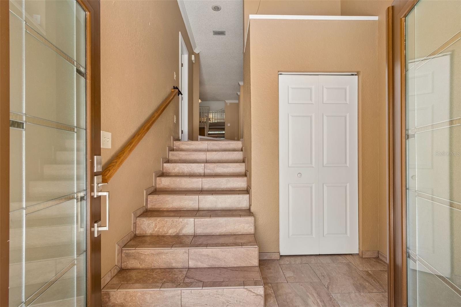 487 Pinellas Bayway Unit 207, St Petersburg, FL 33715