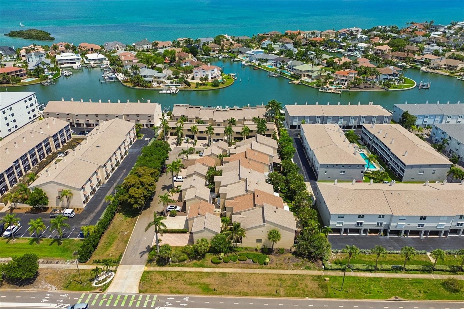487 Pinellas Bayway Unit 207, St Petersburg, FL 33715