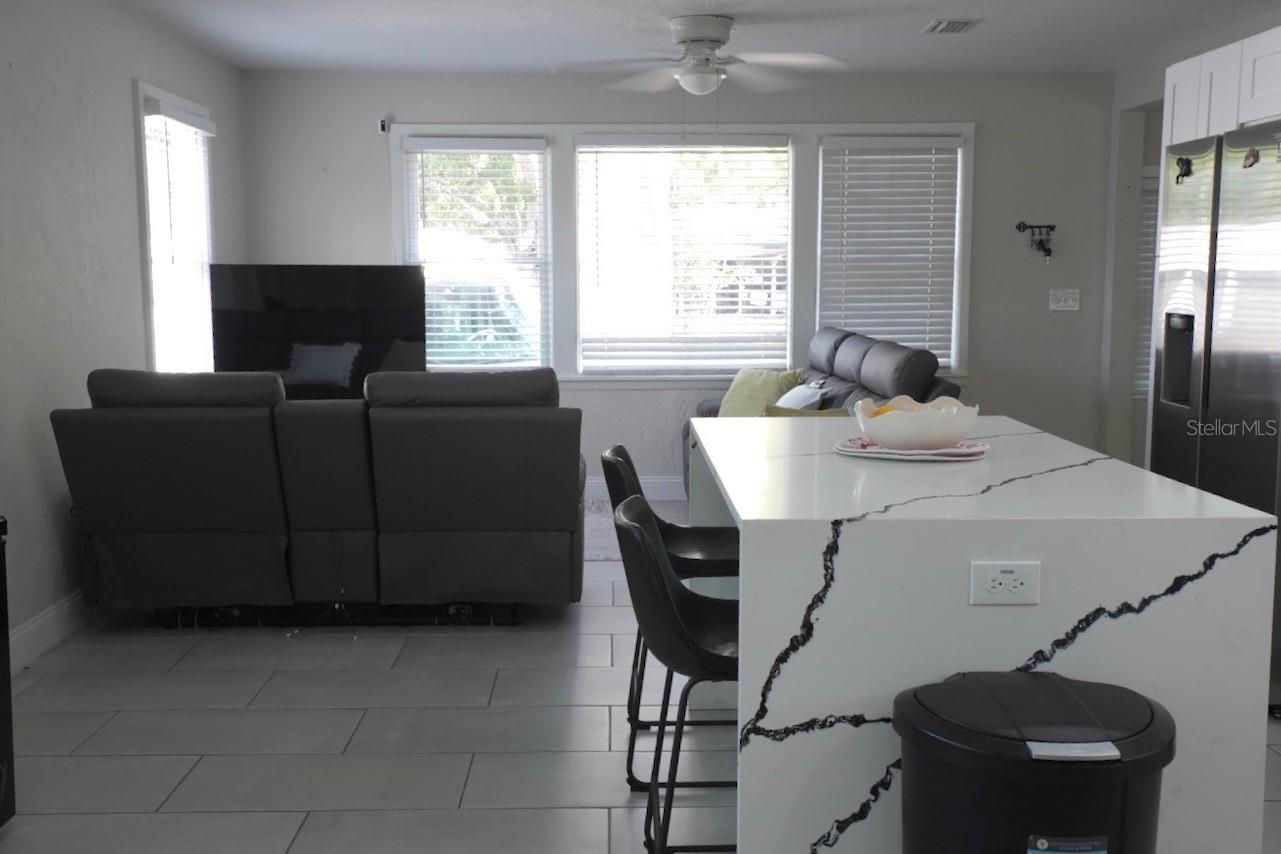 4405 Tampania, Tampa, FL 33614