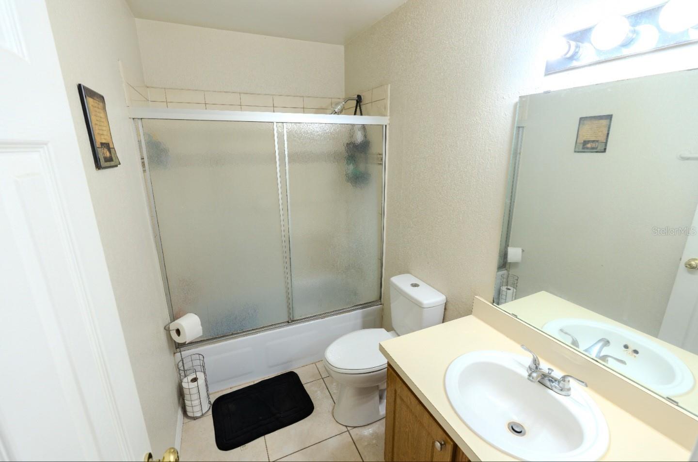 4267 Semoran Unit 11, Orlando, FL 32822