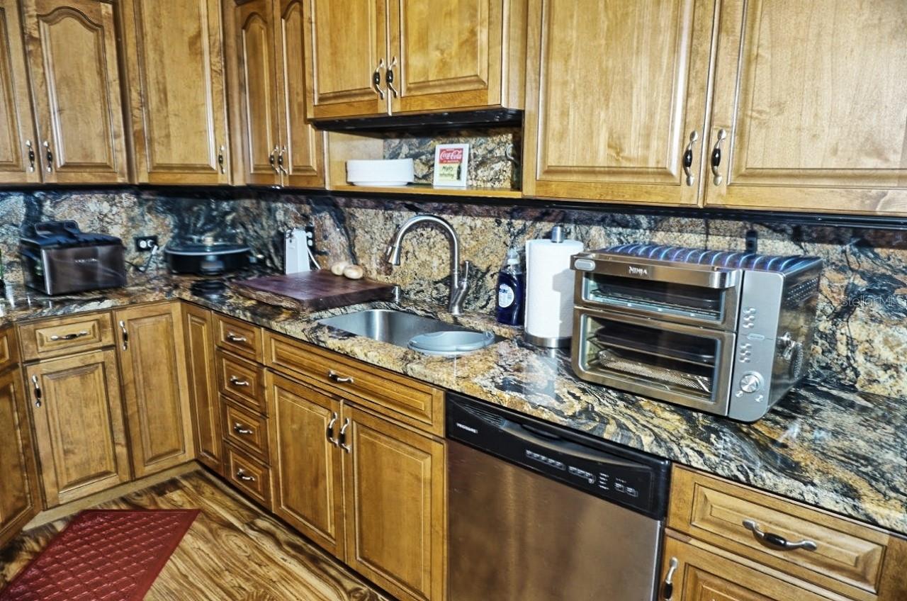 1873 Mazo Unit 5, Lutz, FL 33558