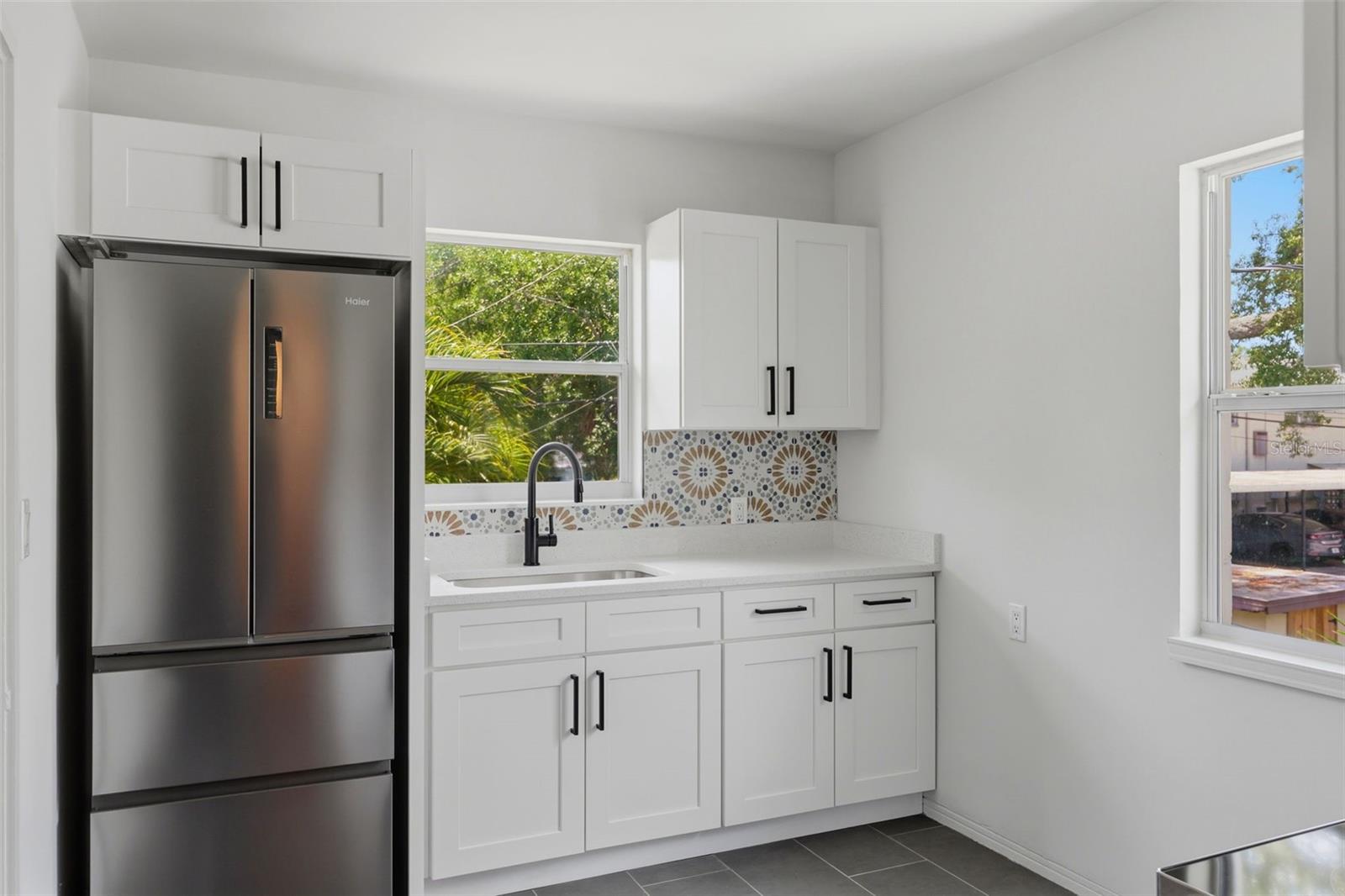 3030 5th, St Petersburg, FL 33704