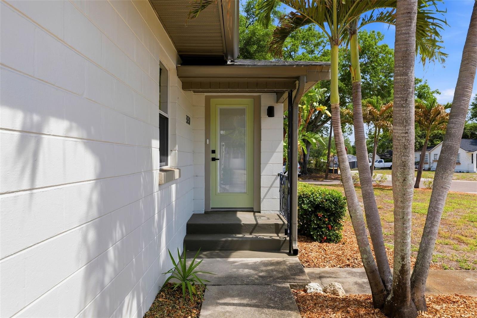 3030 5th, St Petersburg, FL 33704