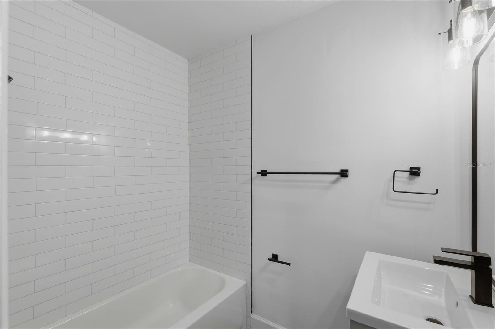 3030 5th, St Petersburg, FL 33704