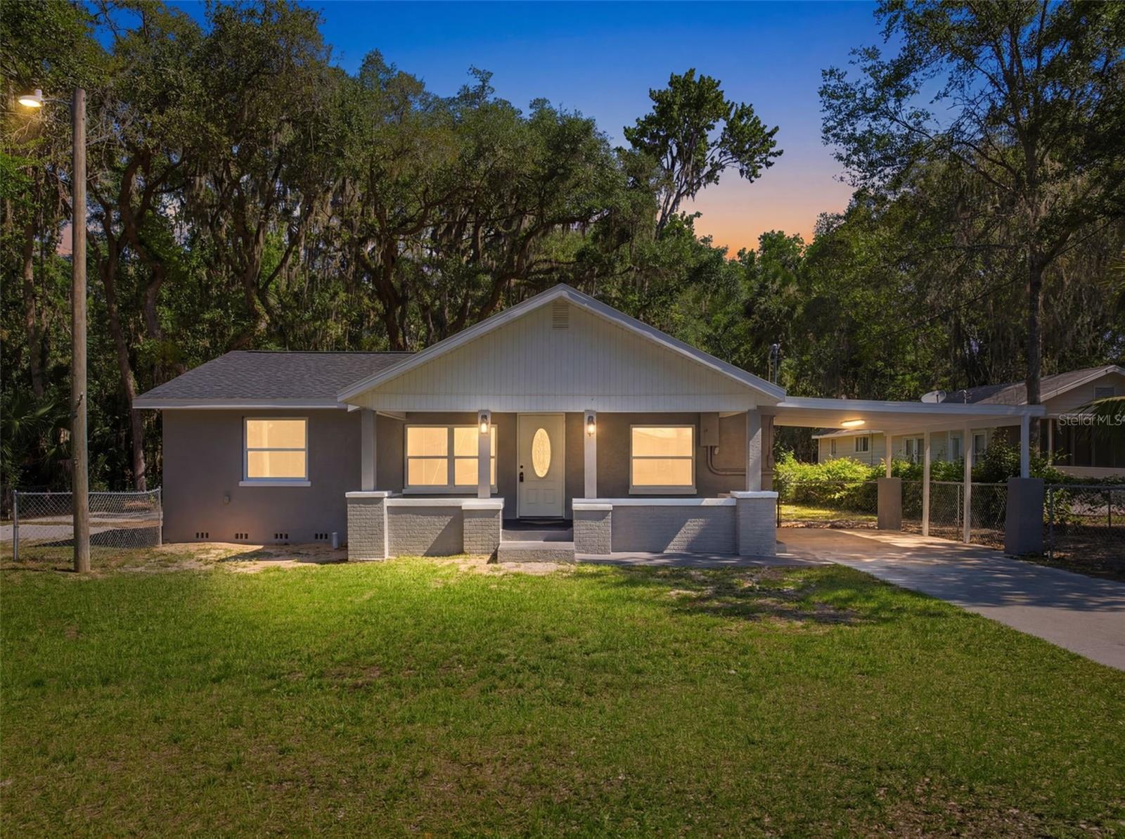 317 13th, Crystal River, FL 34428