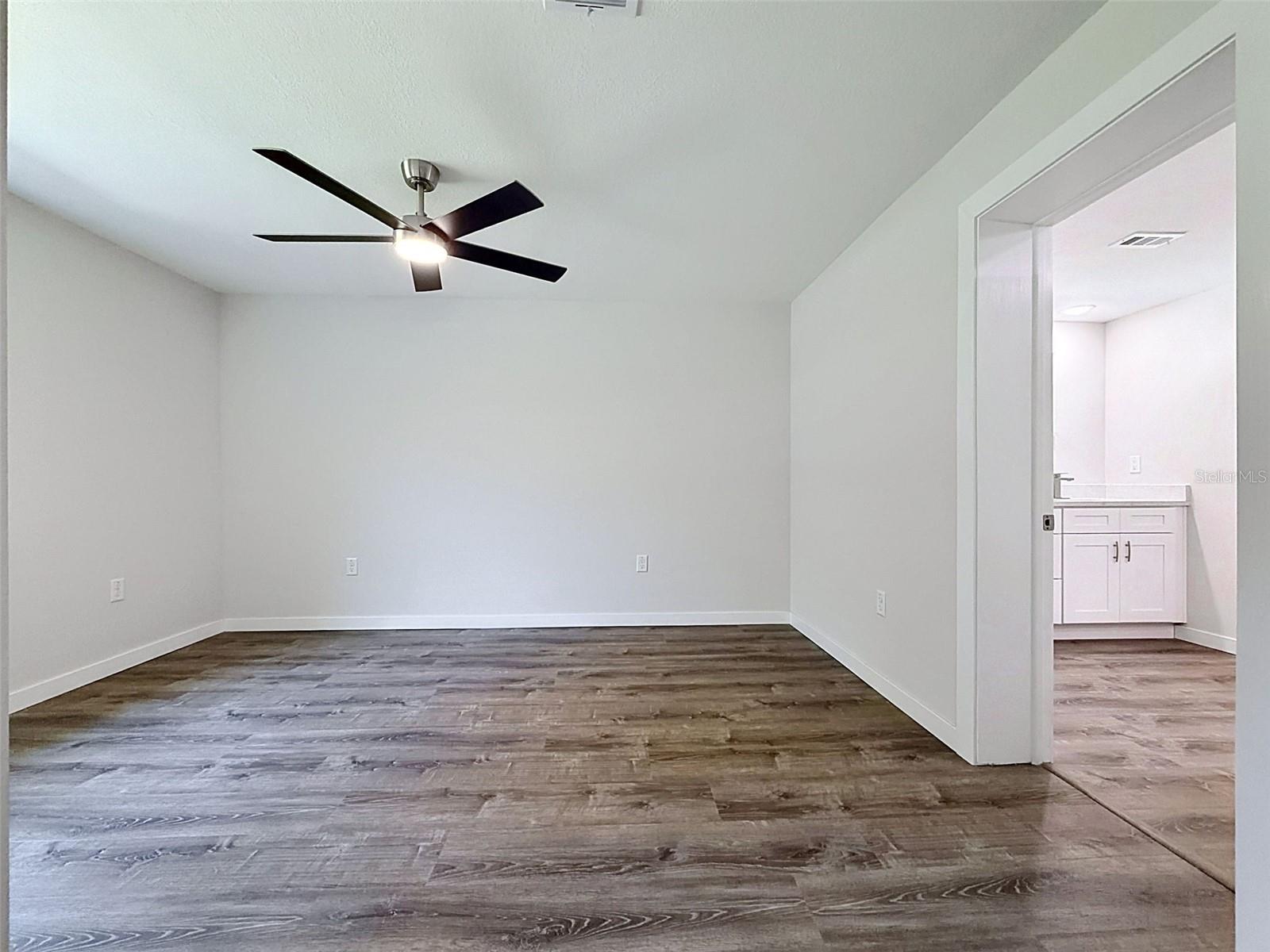 317 13th, Crystal River, FL 34428