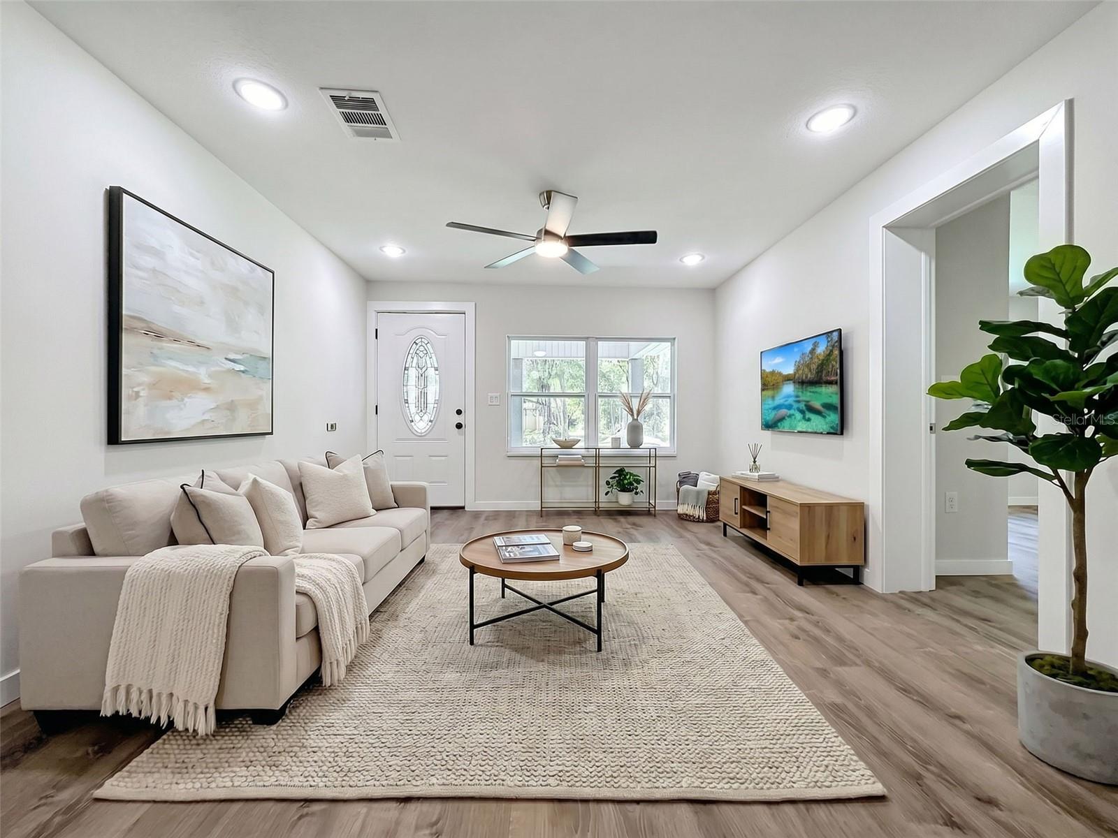 317 13th, Crystal River, FL 34428